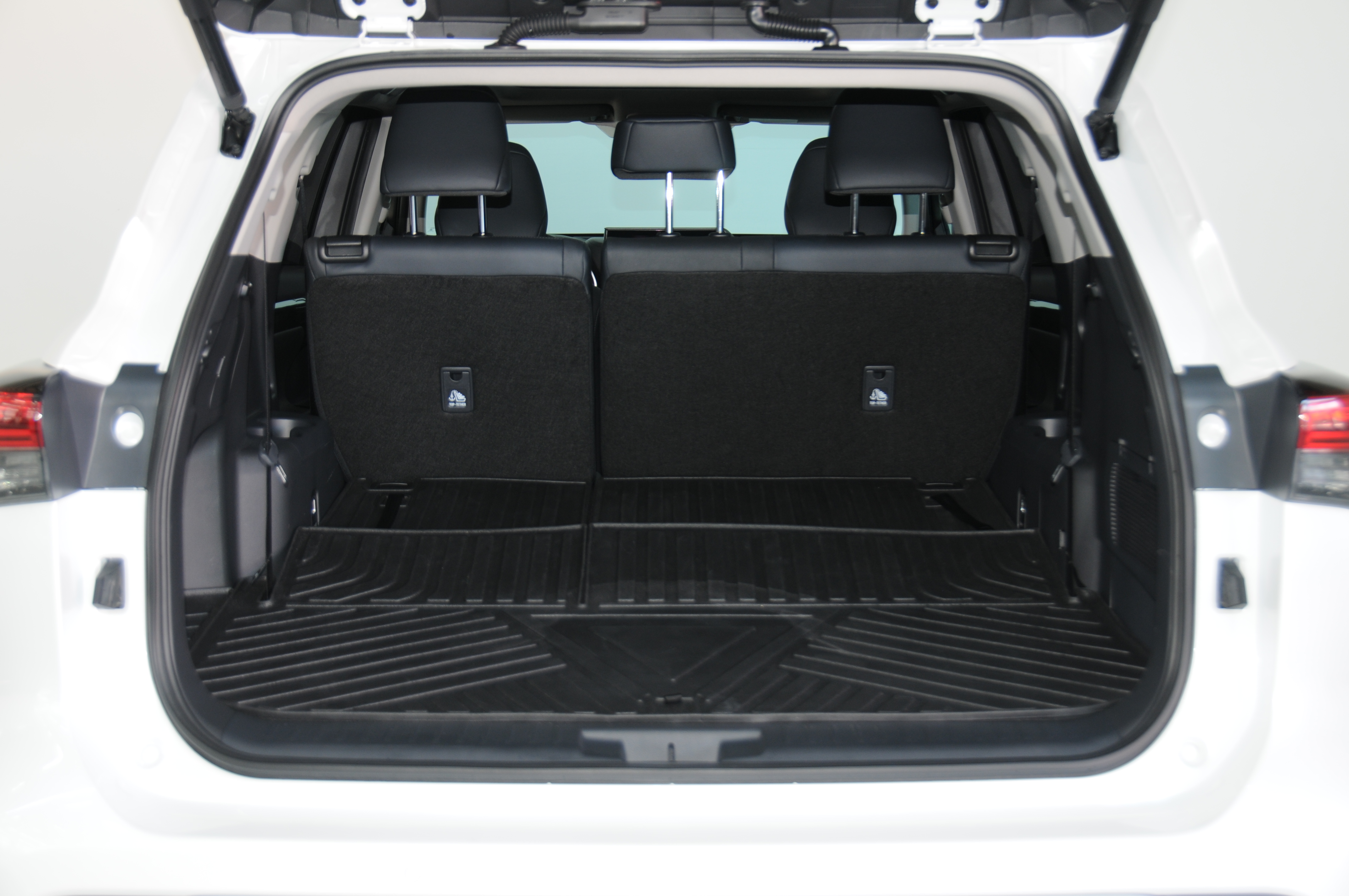 Toyota Highlander 2024 #8 Toyota Highlander 2024 car image #8