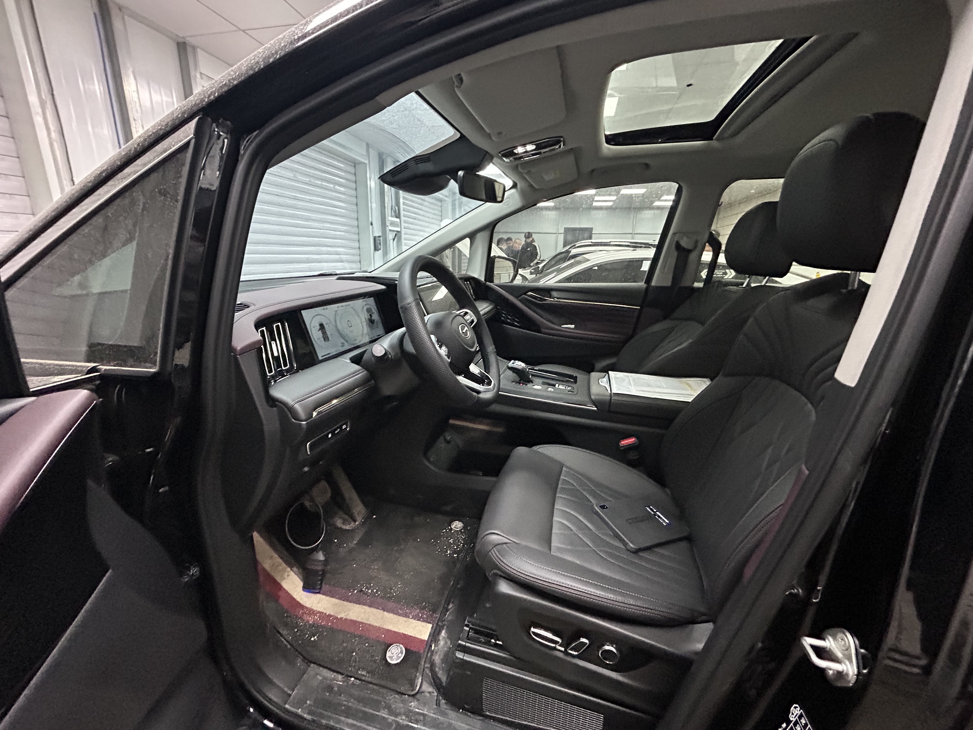 广汽传祺 传祺M8 2025 汽车图片 #8