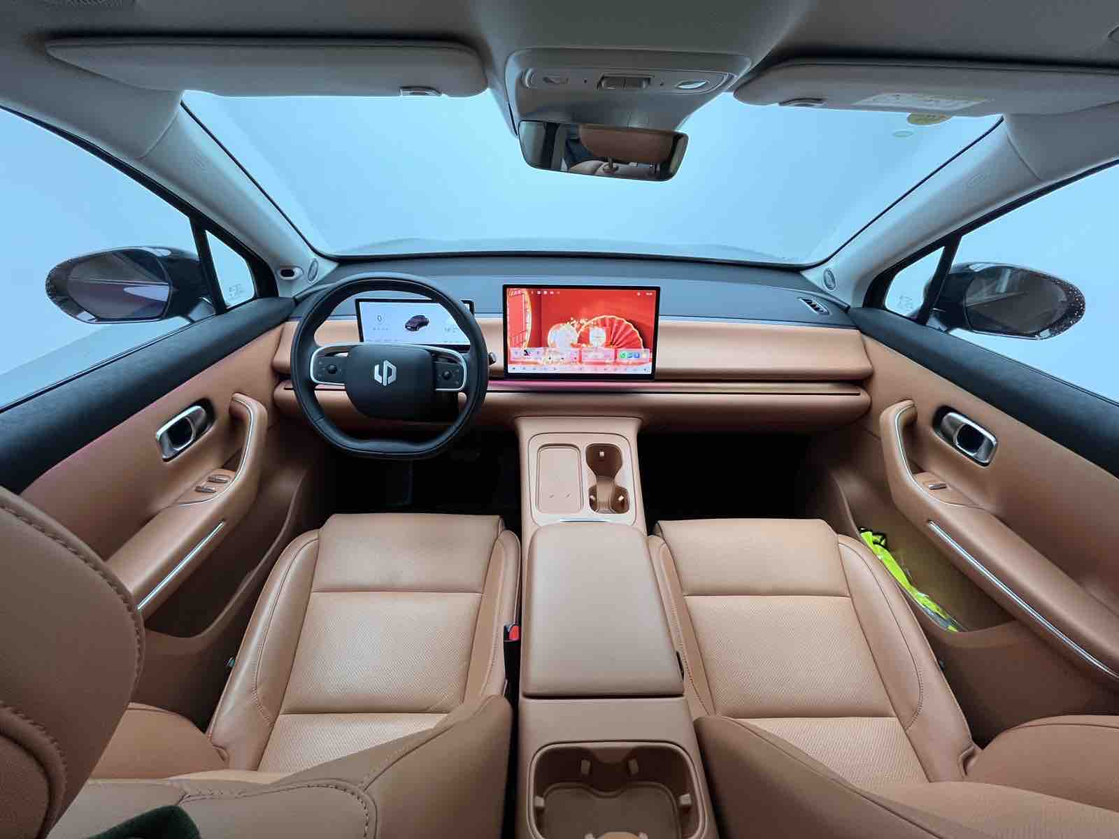 零跑汽车 零跑C16 2025 汽车图片 #8