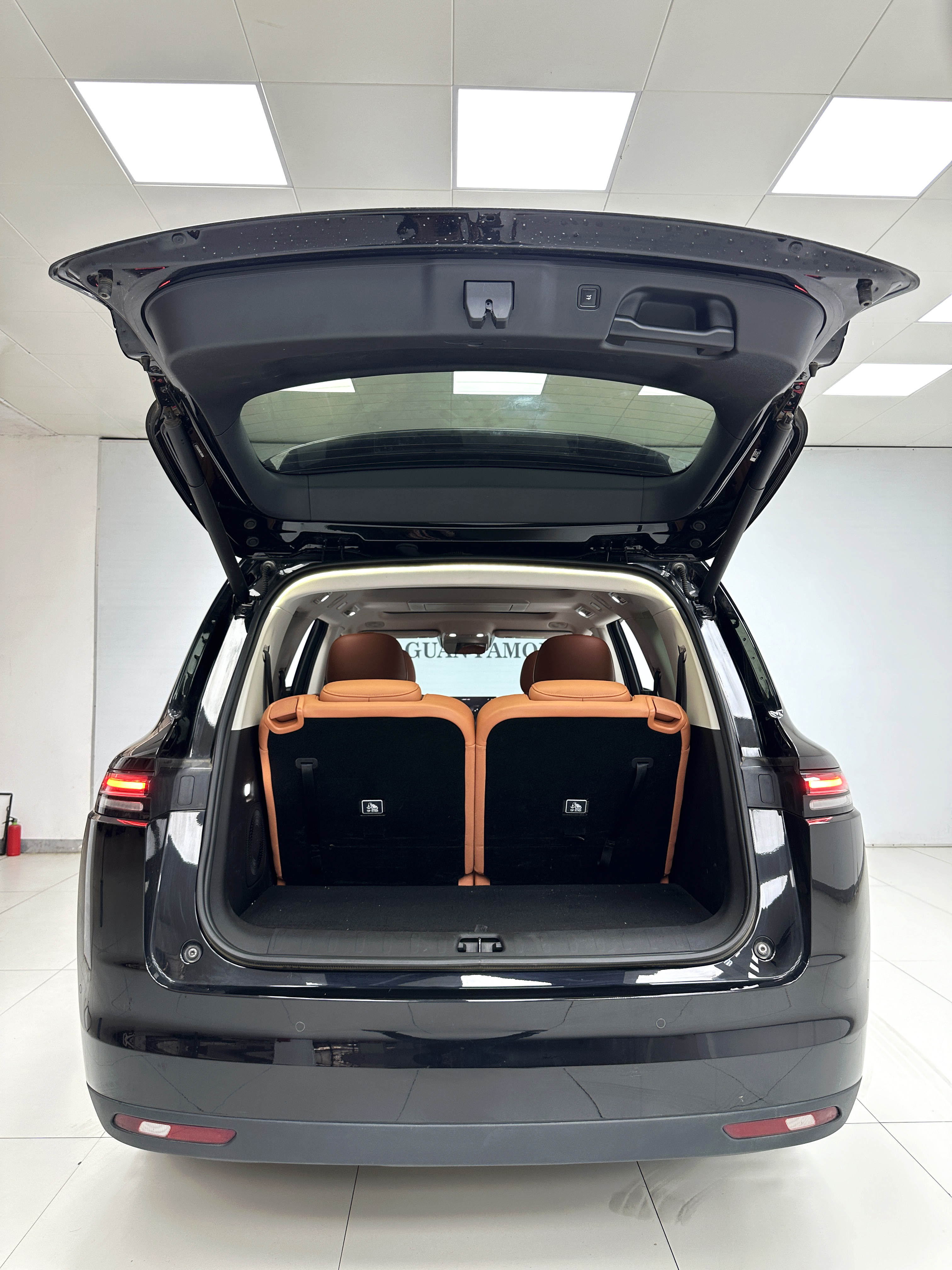 零跑汽车 零跑C16 2025 汽车图片 #8