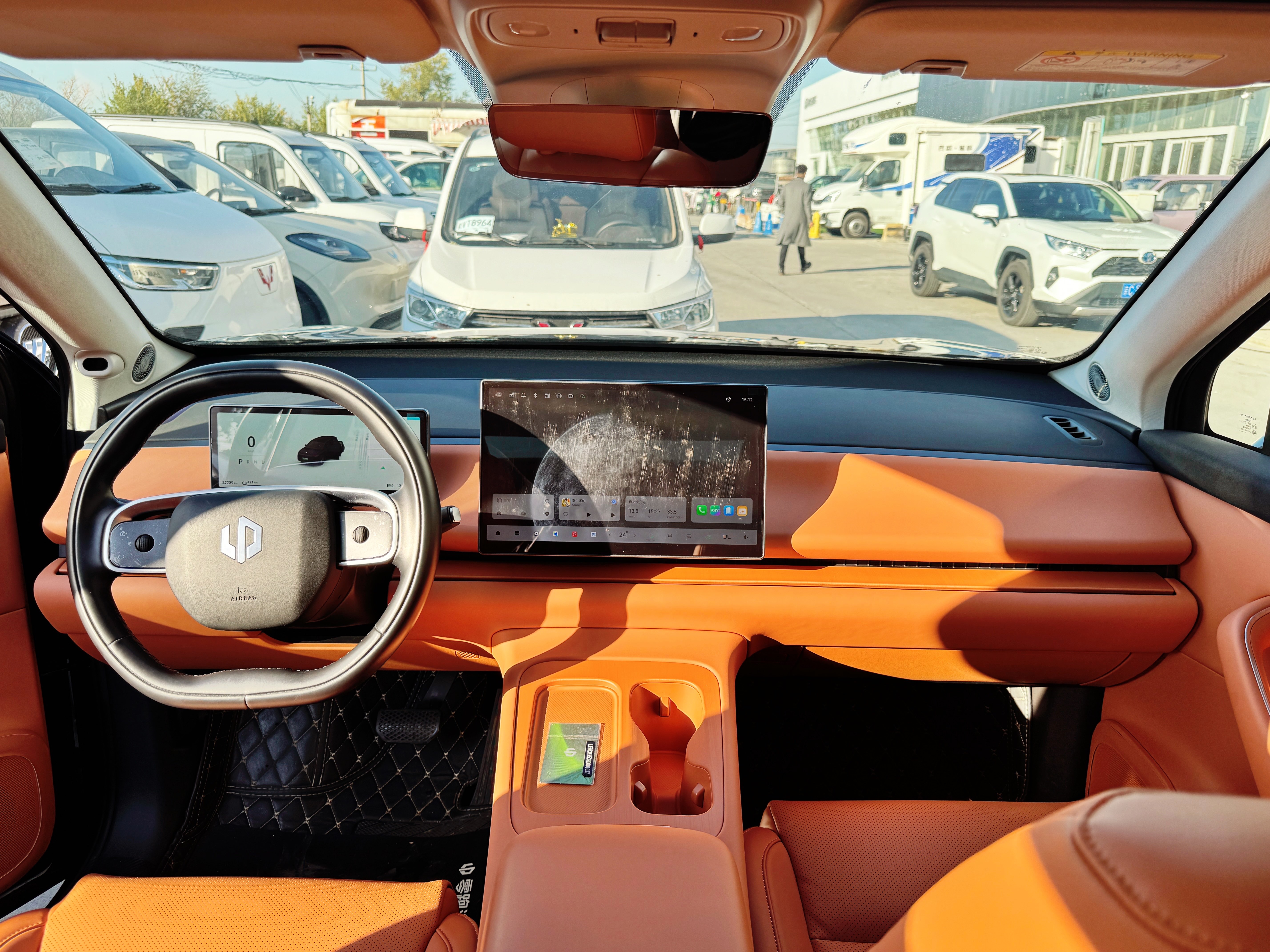 零跑汽车 零跑C16 2024 汽车图片 #8