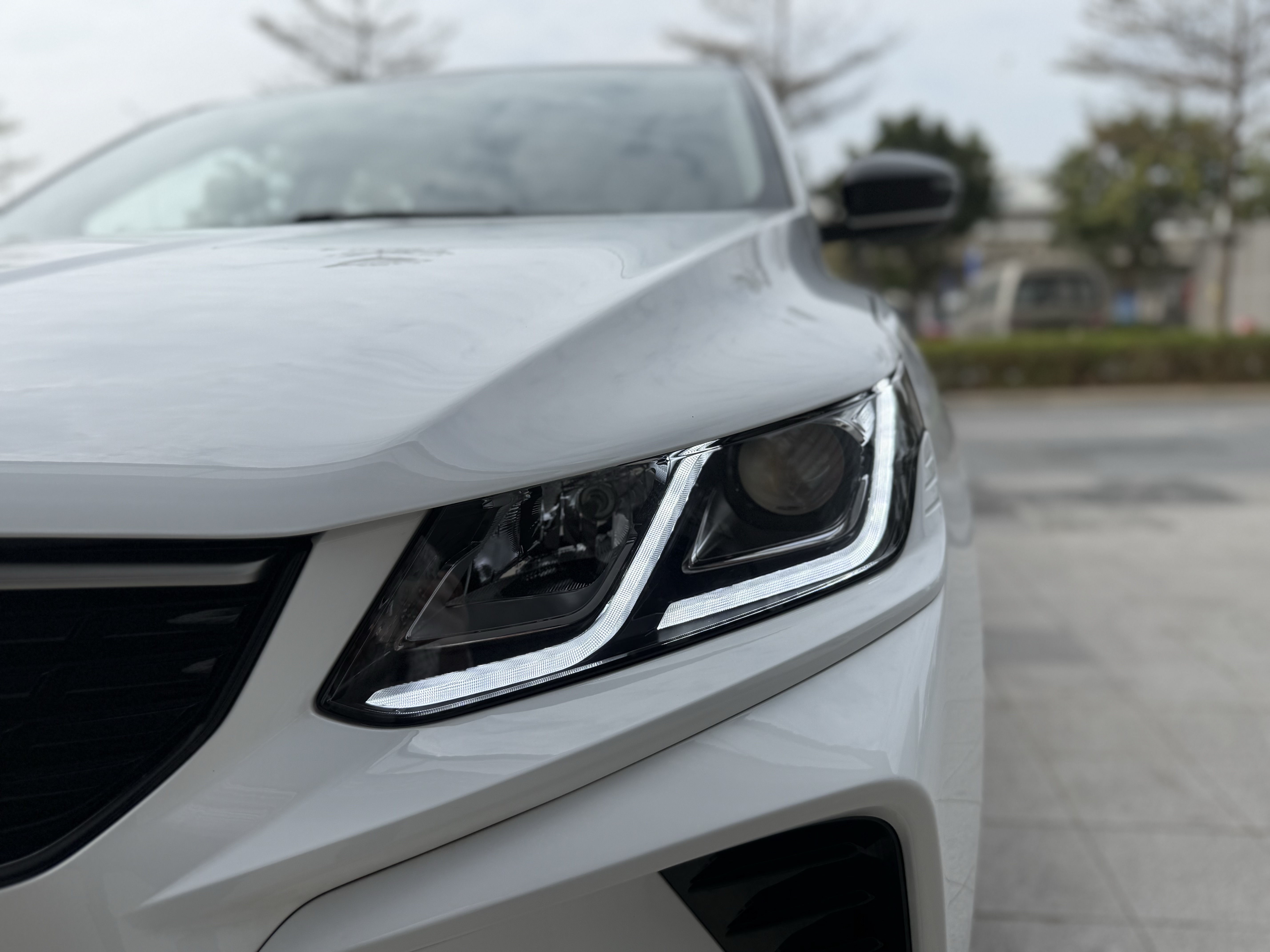 GEELY Coolray 2025 car image #8