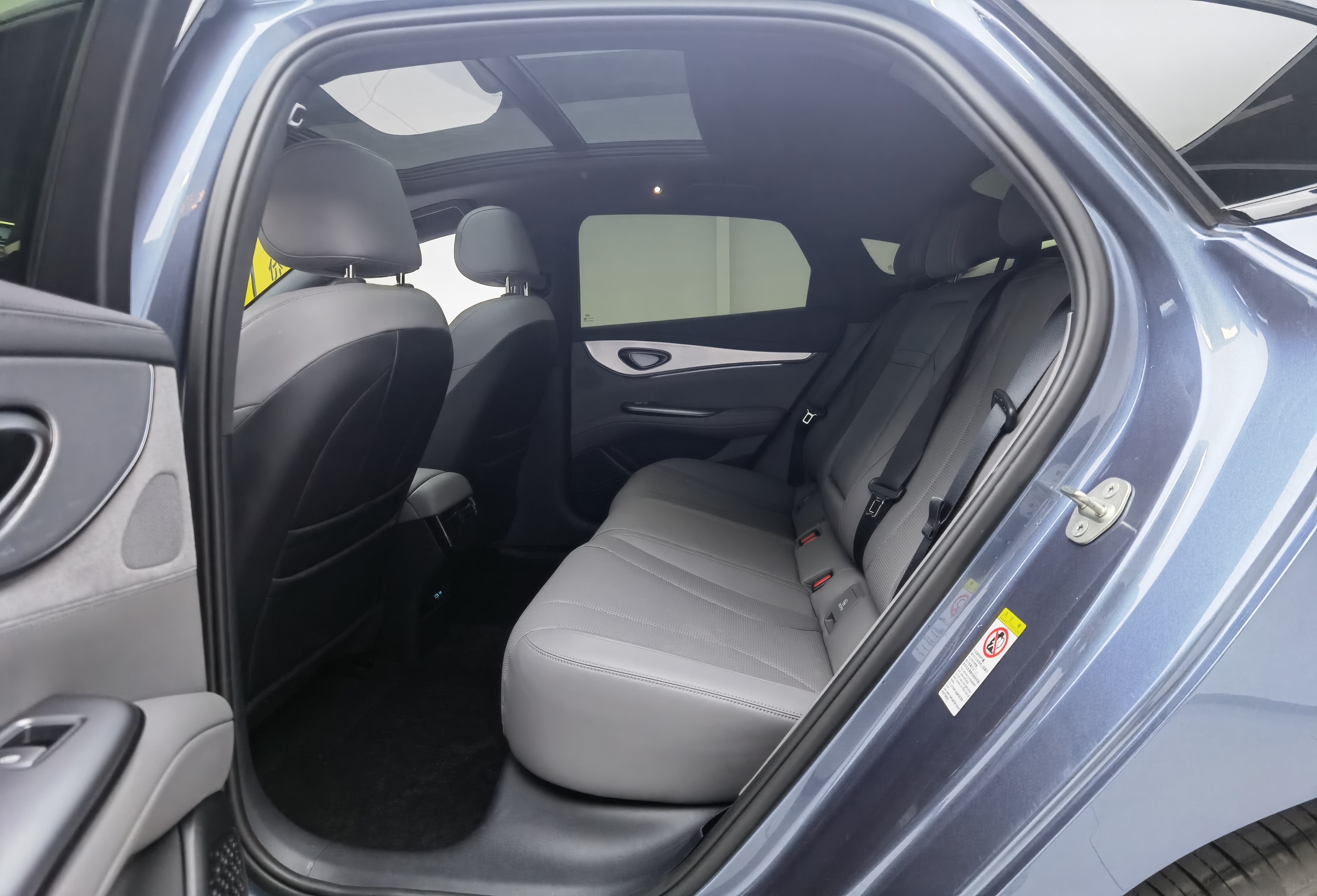 BYD Seal 07 DM-i 2024 صورة سيارة #8