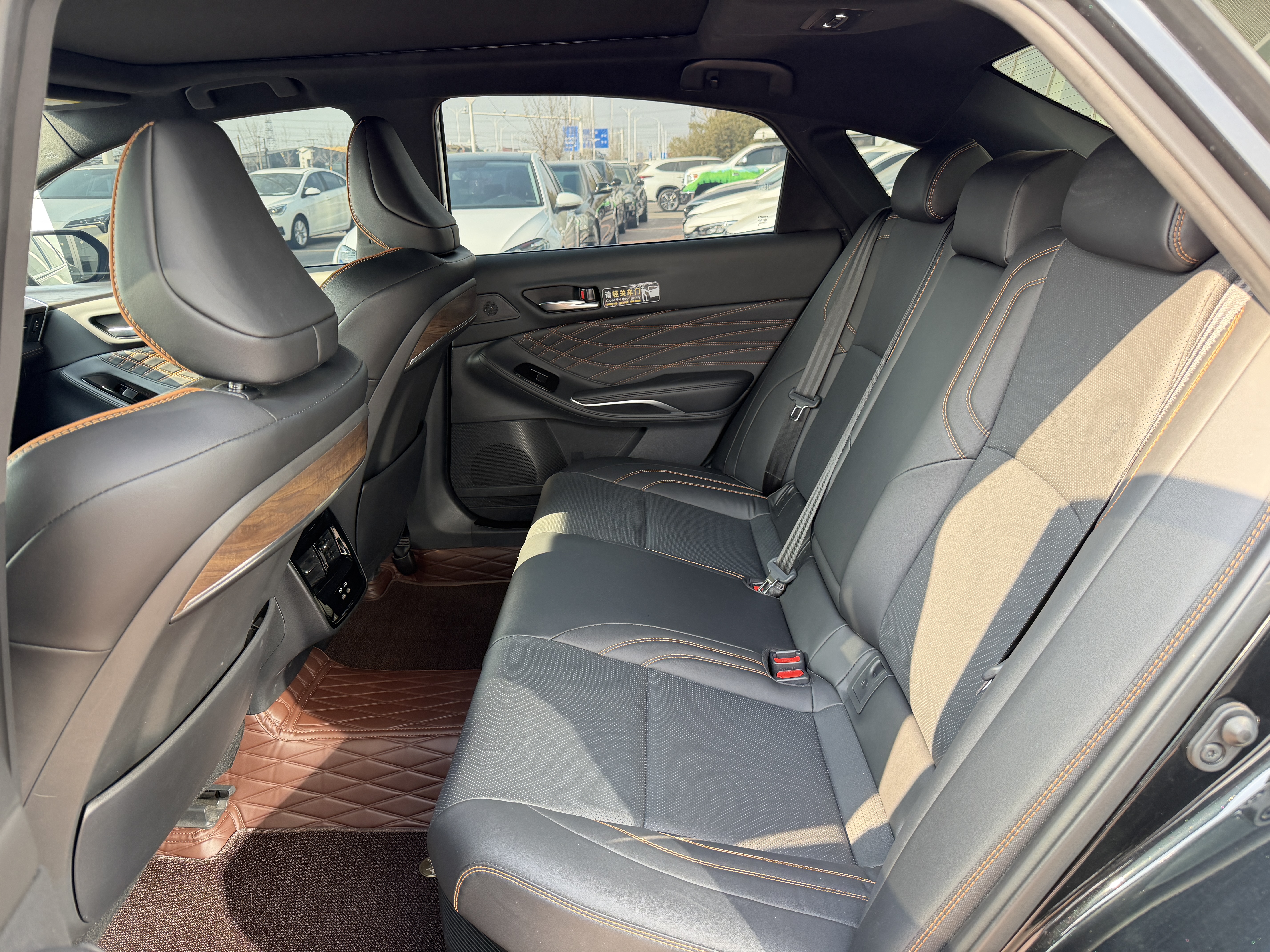 Toyota Avalon 2025 immagine di auto #8