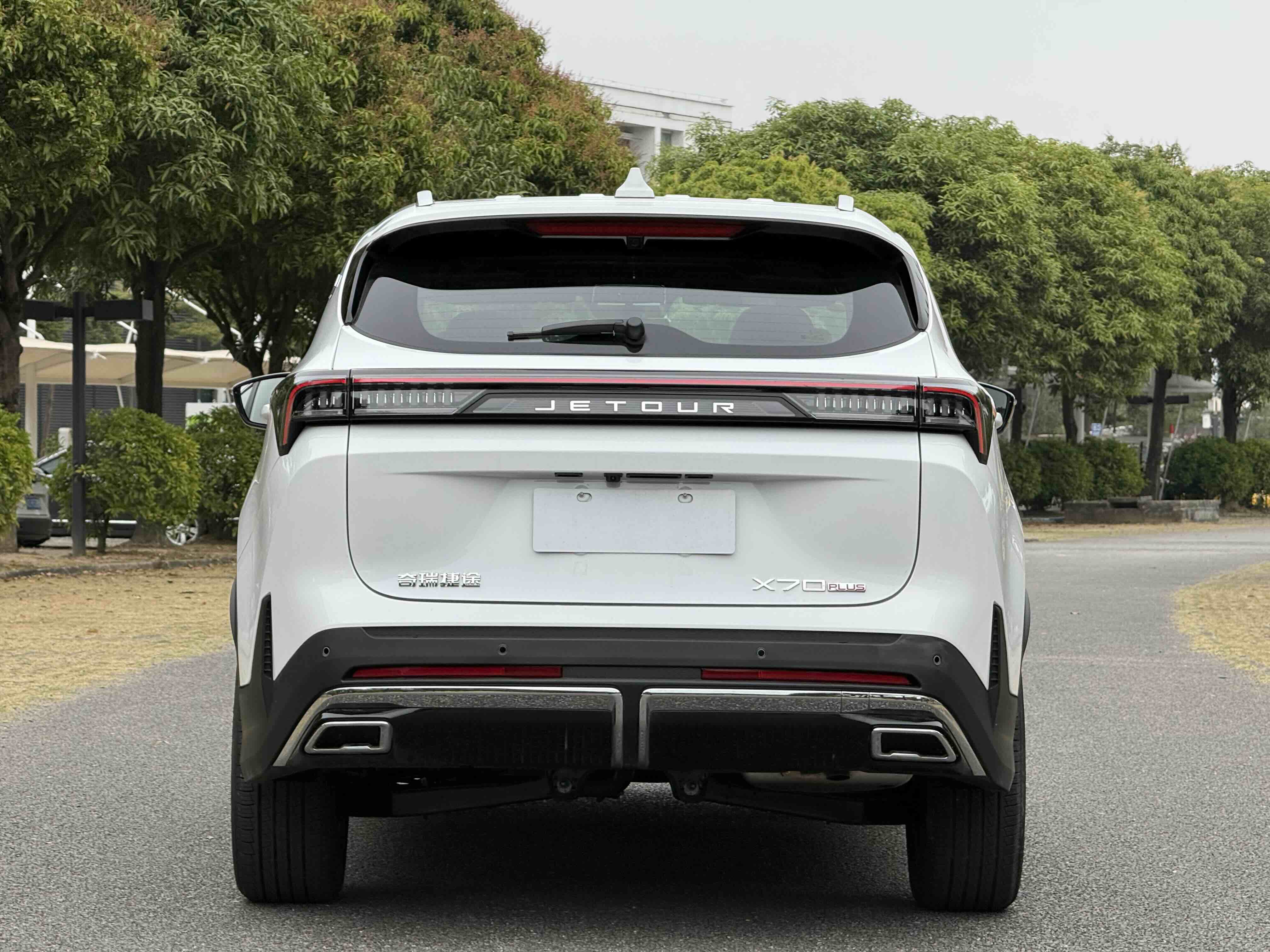 Jetour X70 PLUS 2026 car image #8