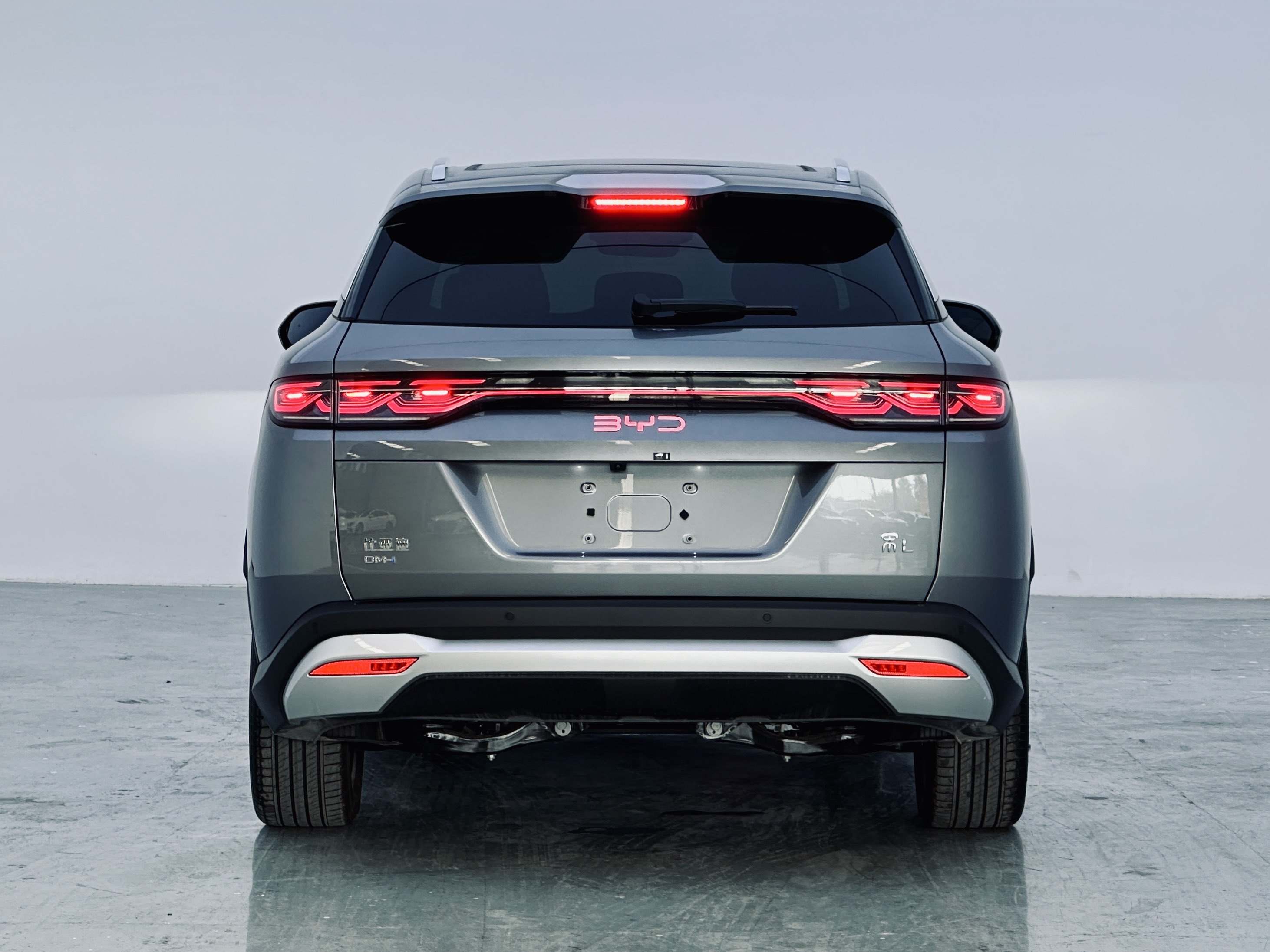 BYD SongL DM-i 2024 car image #8