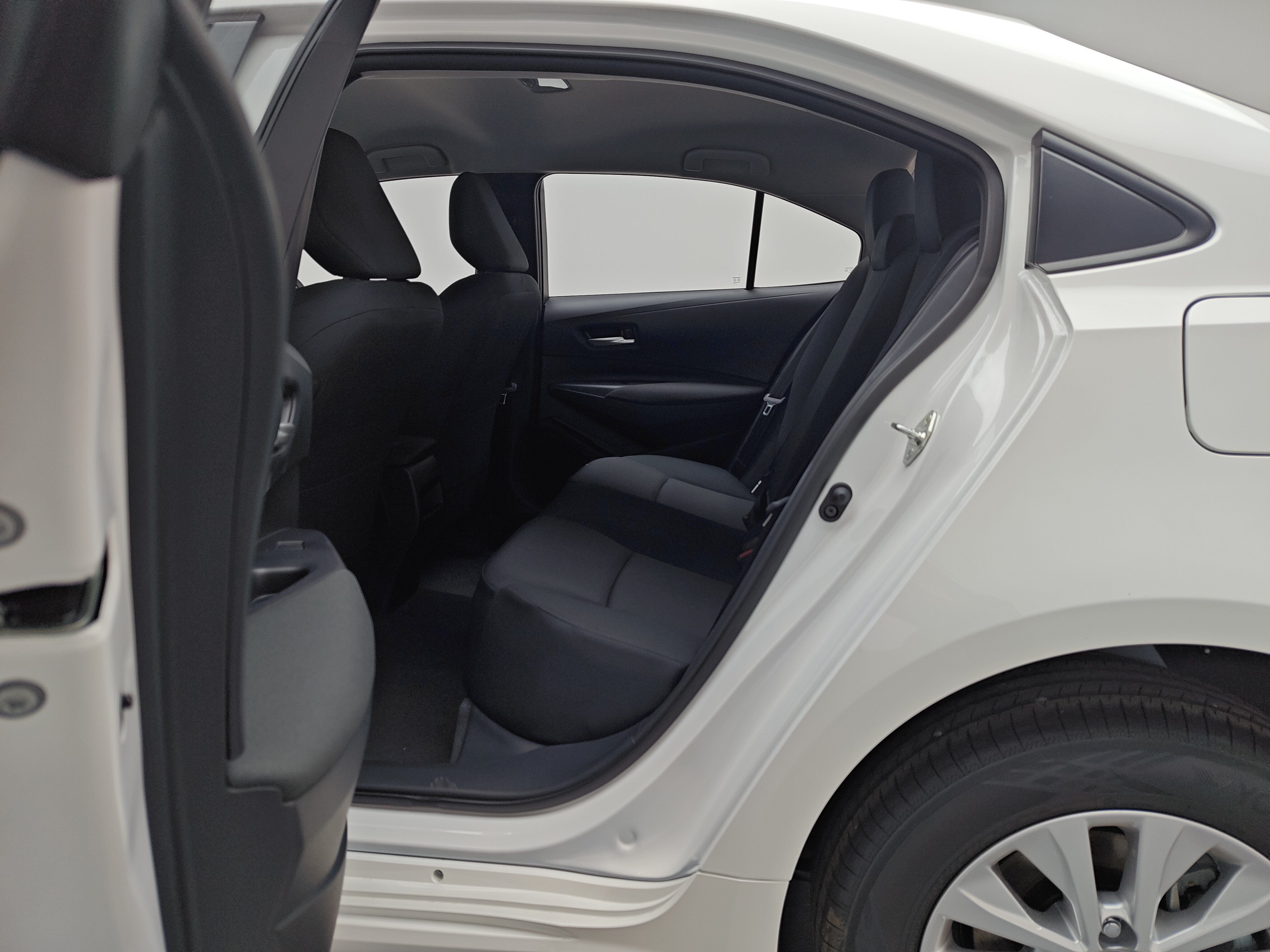 Toyota Corolla 2026 car image #8