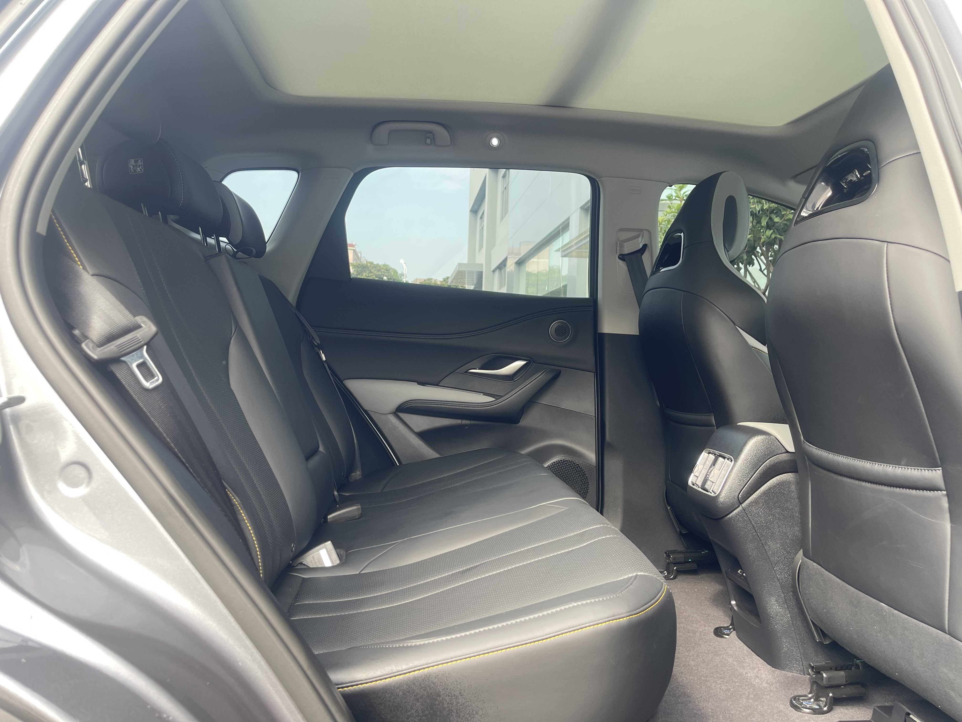 BYD Sea Lion 05 DM-i 2025 car image #8