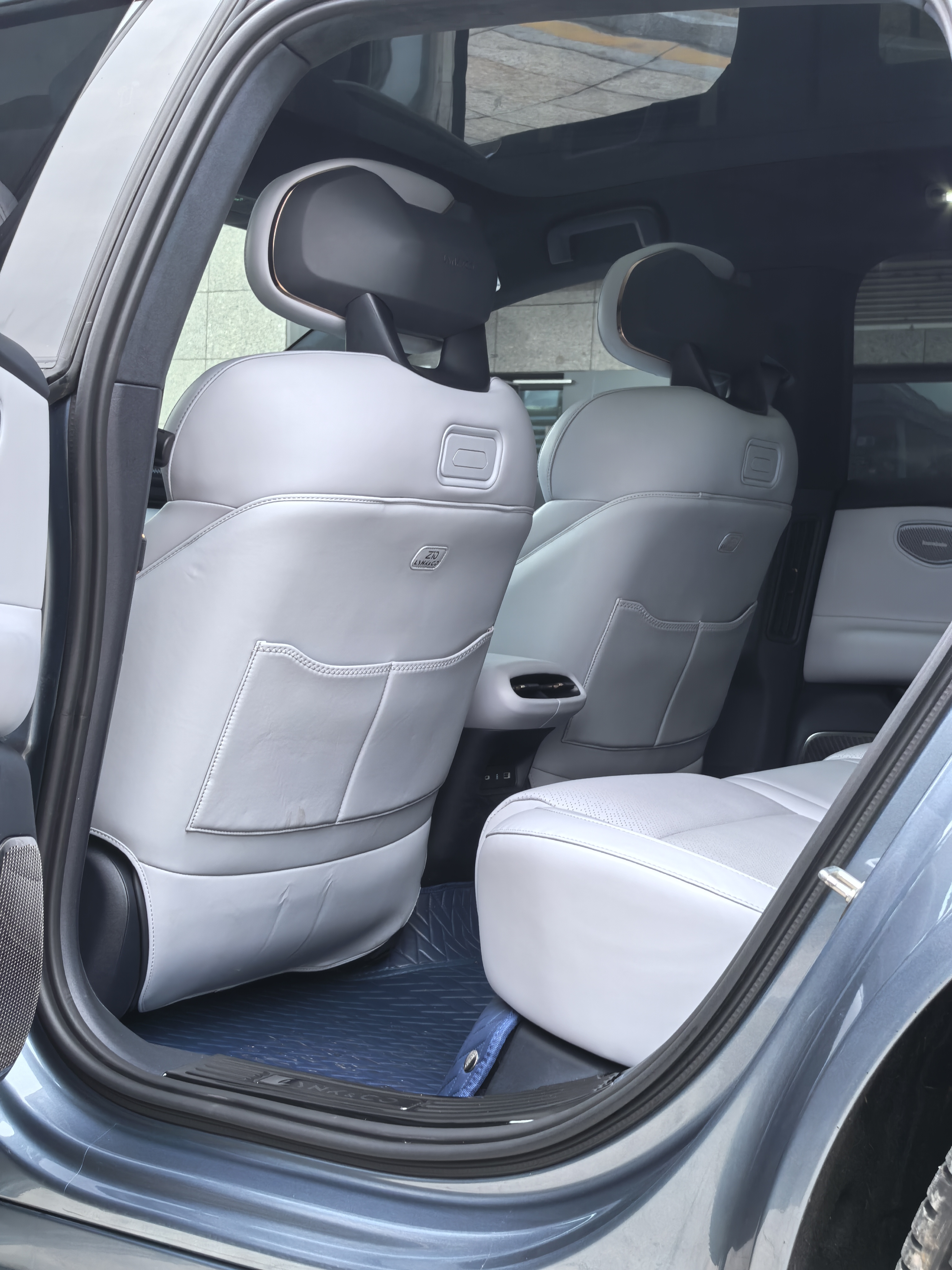 Lynk & Co 2024 #8 Lynk & Co 2024 immagine di auto #8