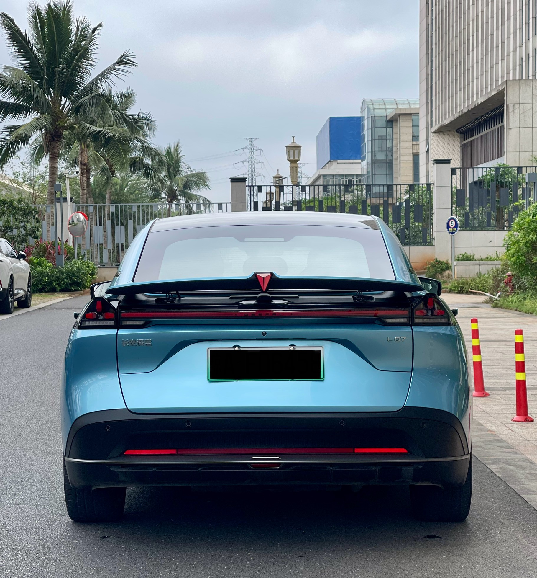 Deepal L07 2024 image de voiture #8