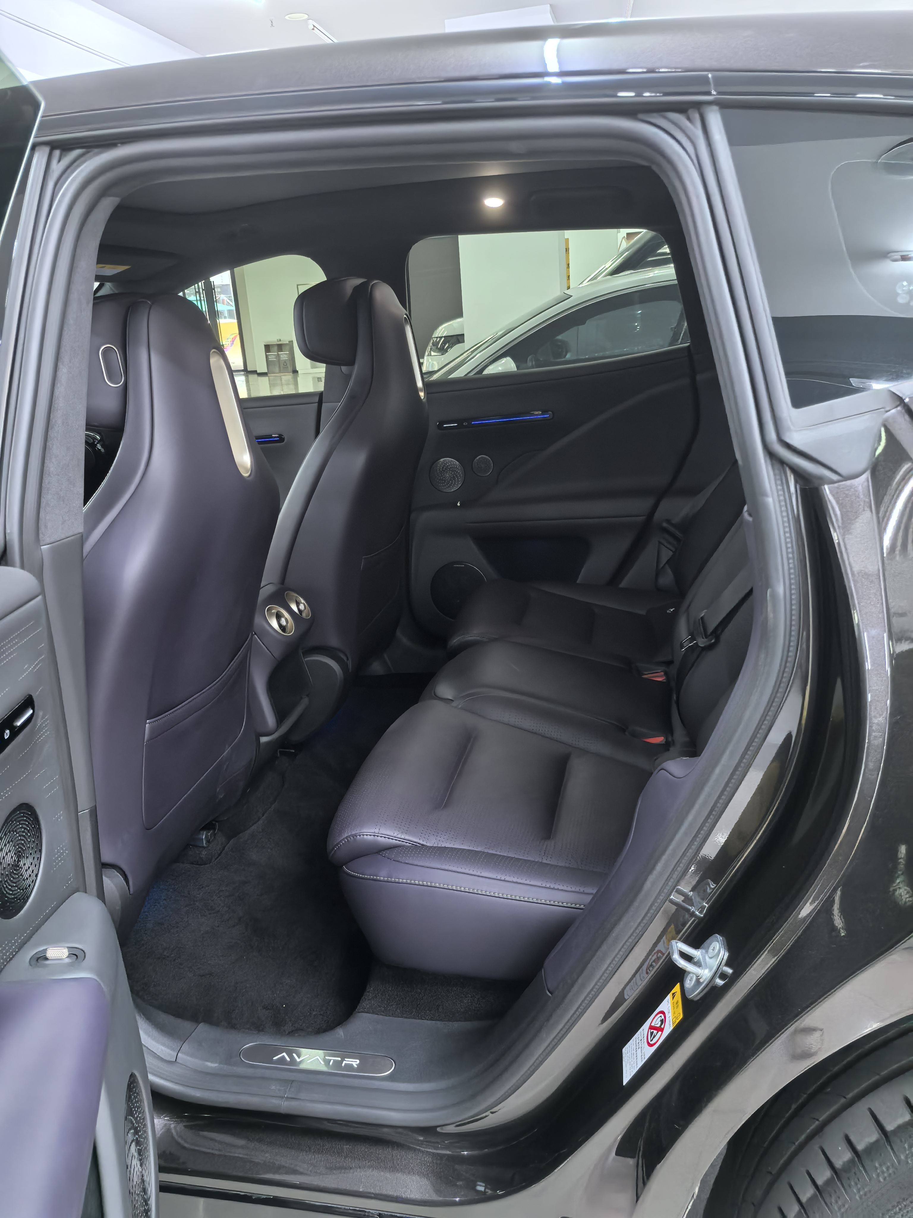 Avatr 07 2025 car image #8