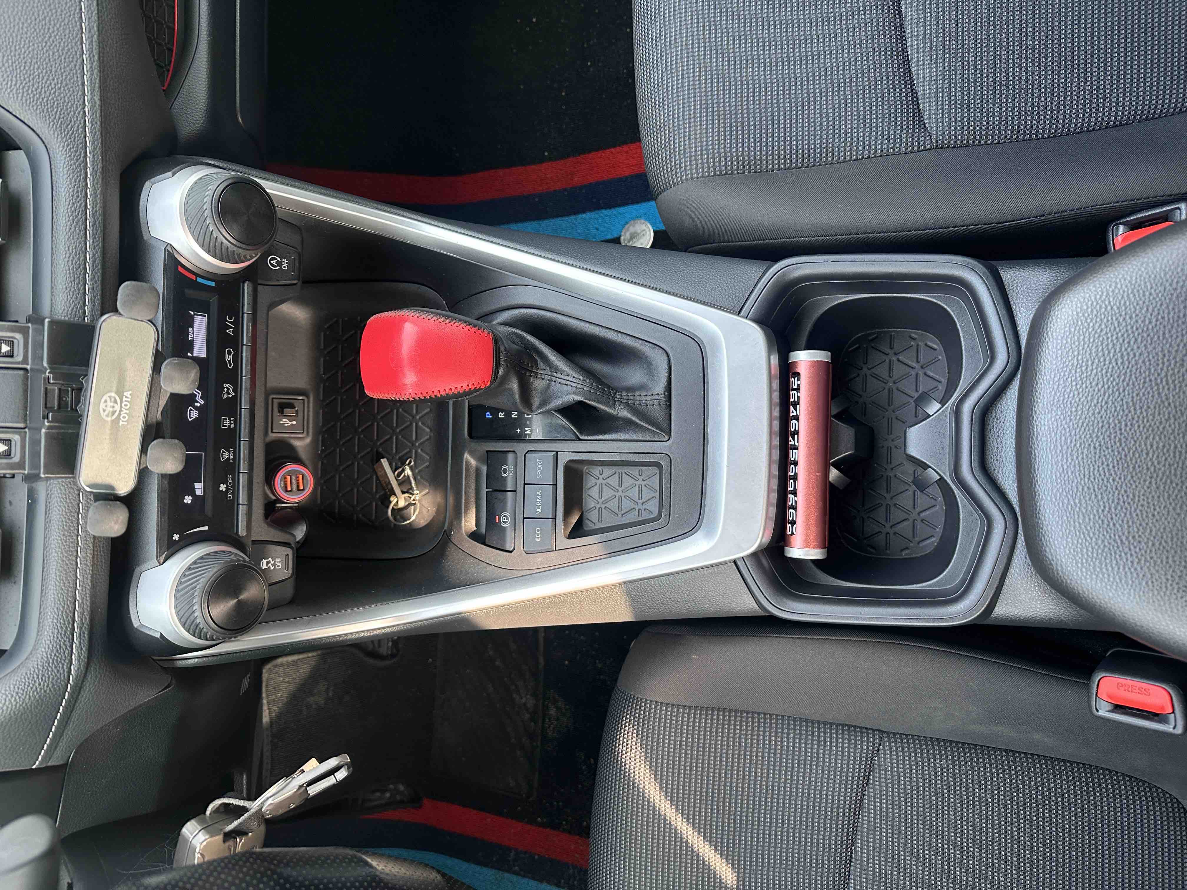 Toyota RAV4 2024 #8 Toyota RAV4 2024 immagine di auto #8