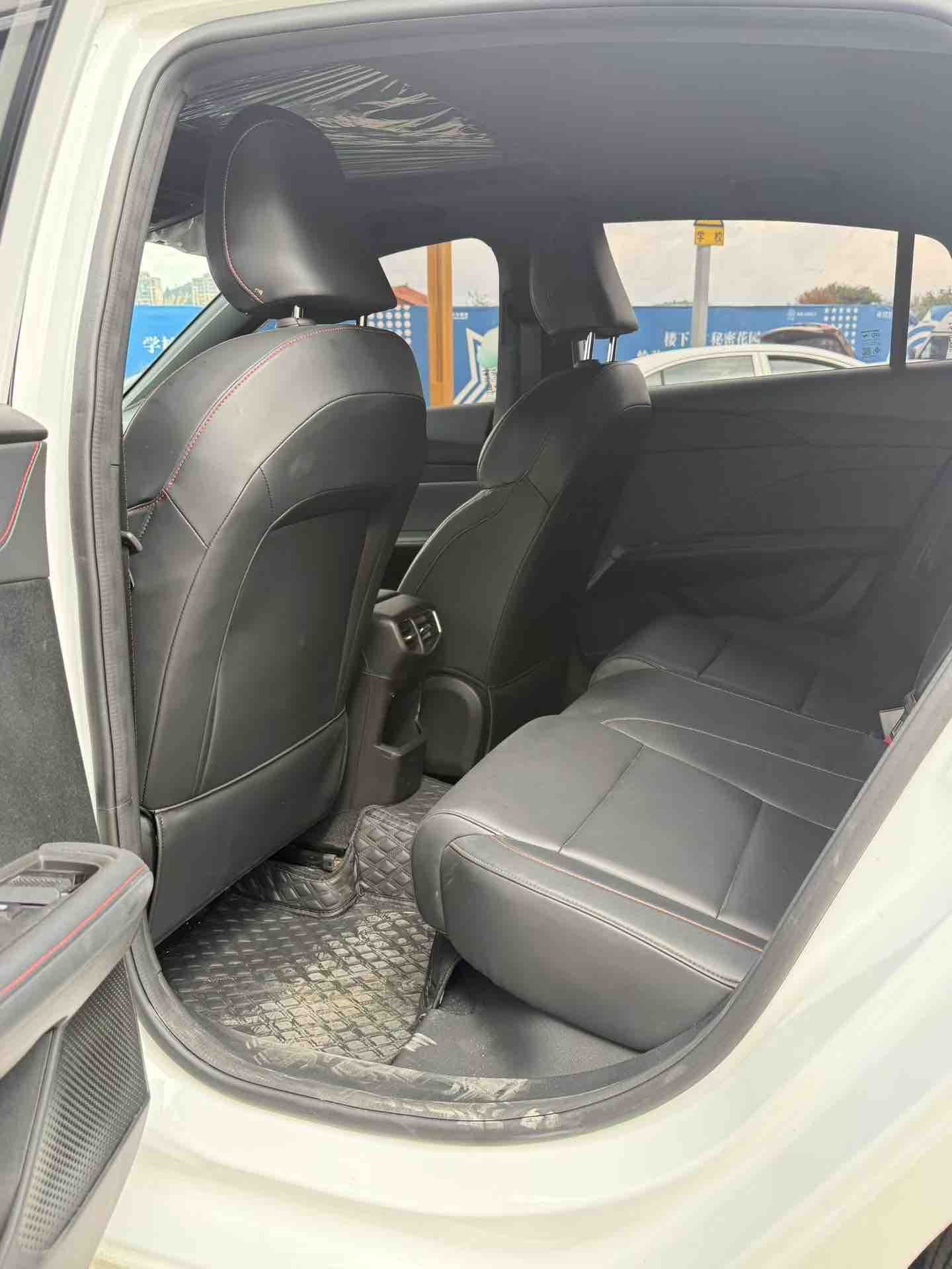 2024 car image #8