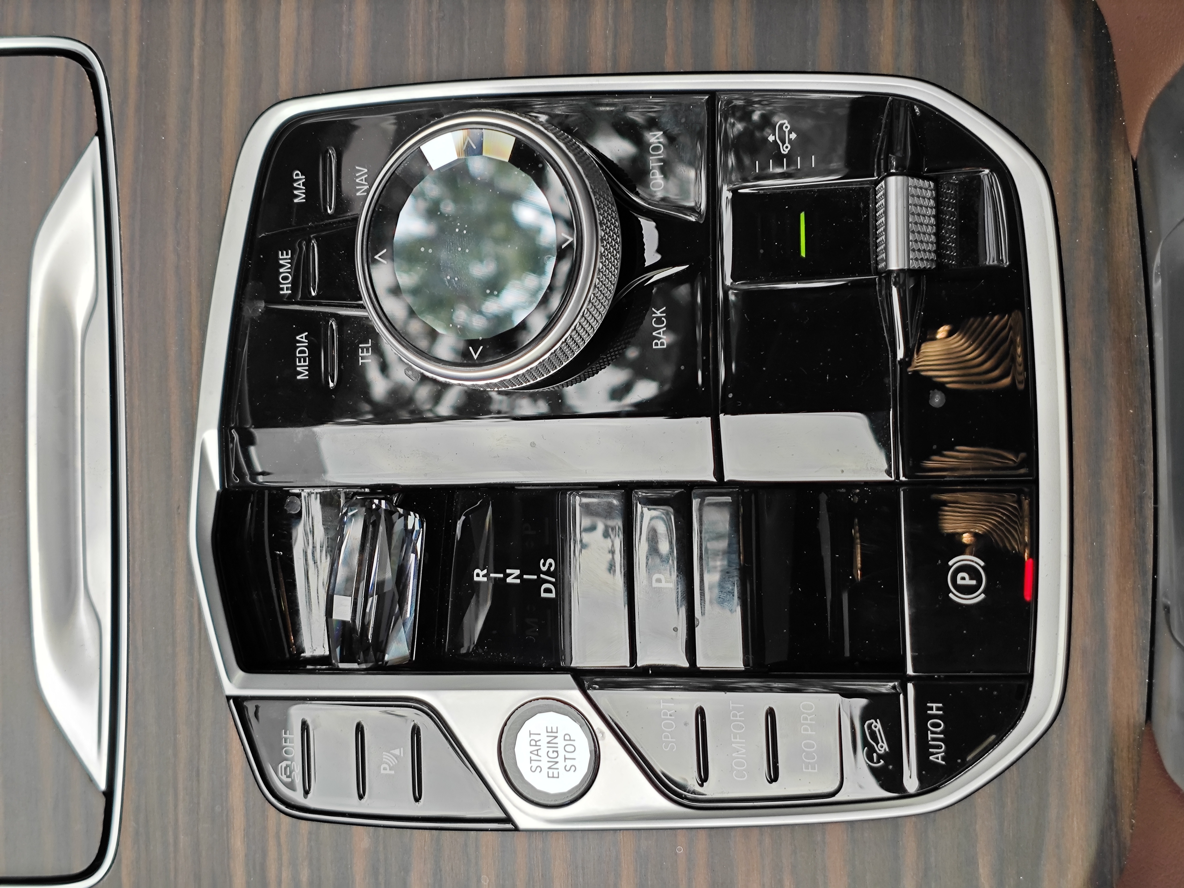 BMW X7 2025 immagine di auto #8