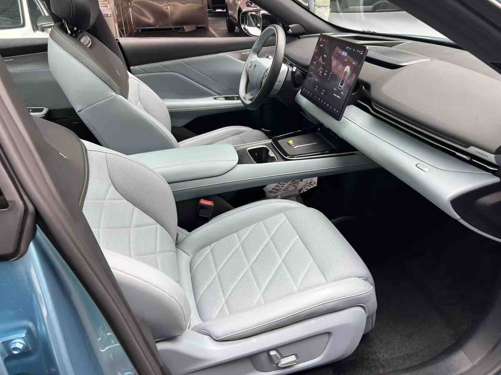 Deepal S05 2024 image de voiture #8