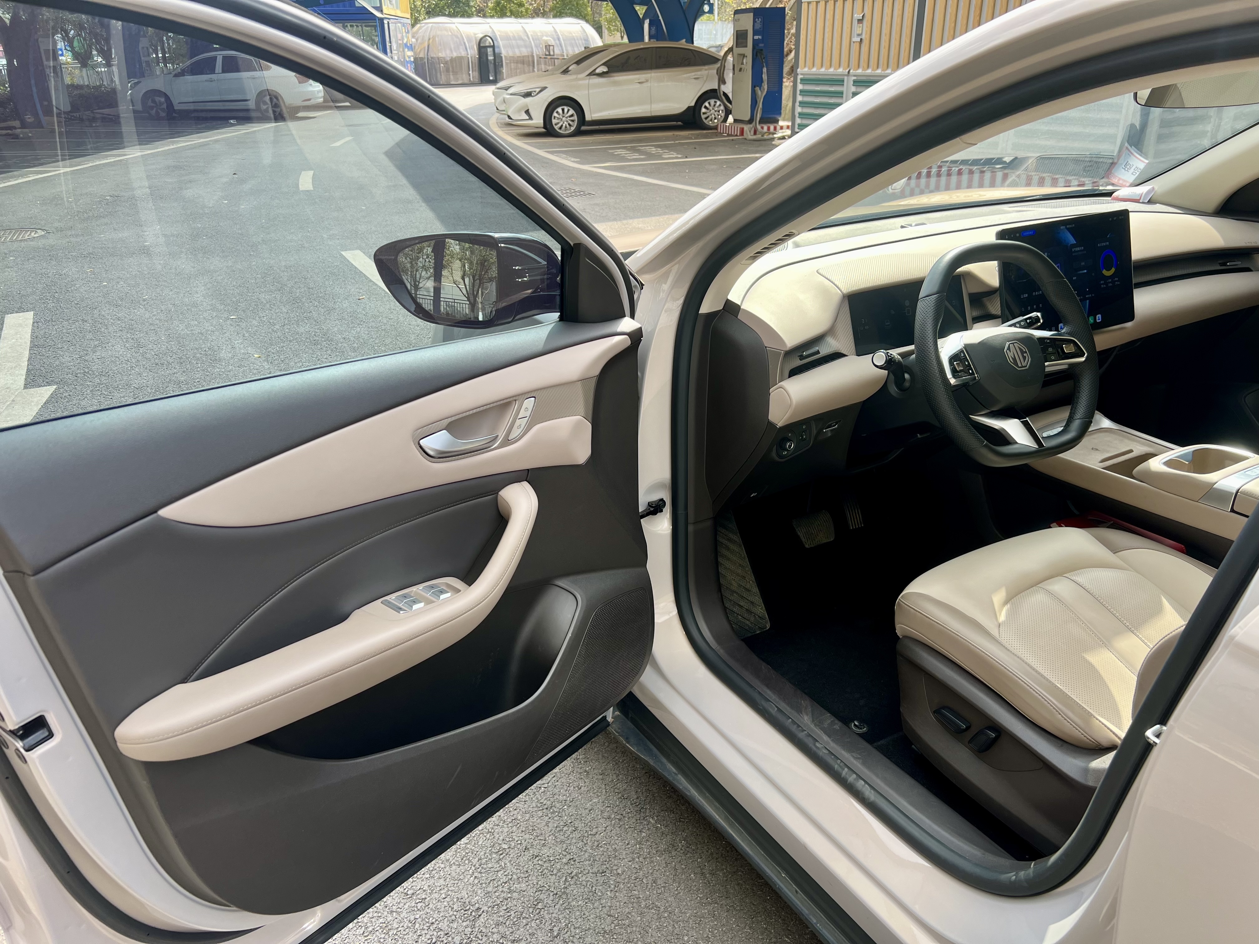 MG ES5 2024 #8 MG ES5 2024 car image #8