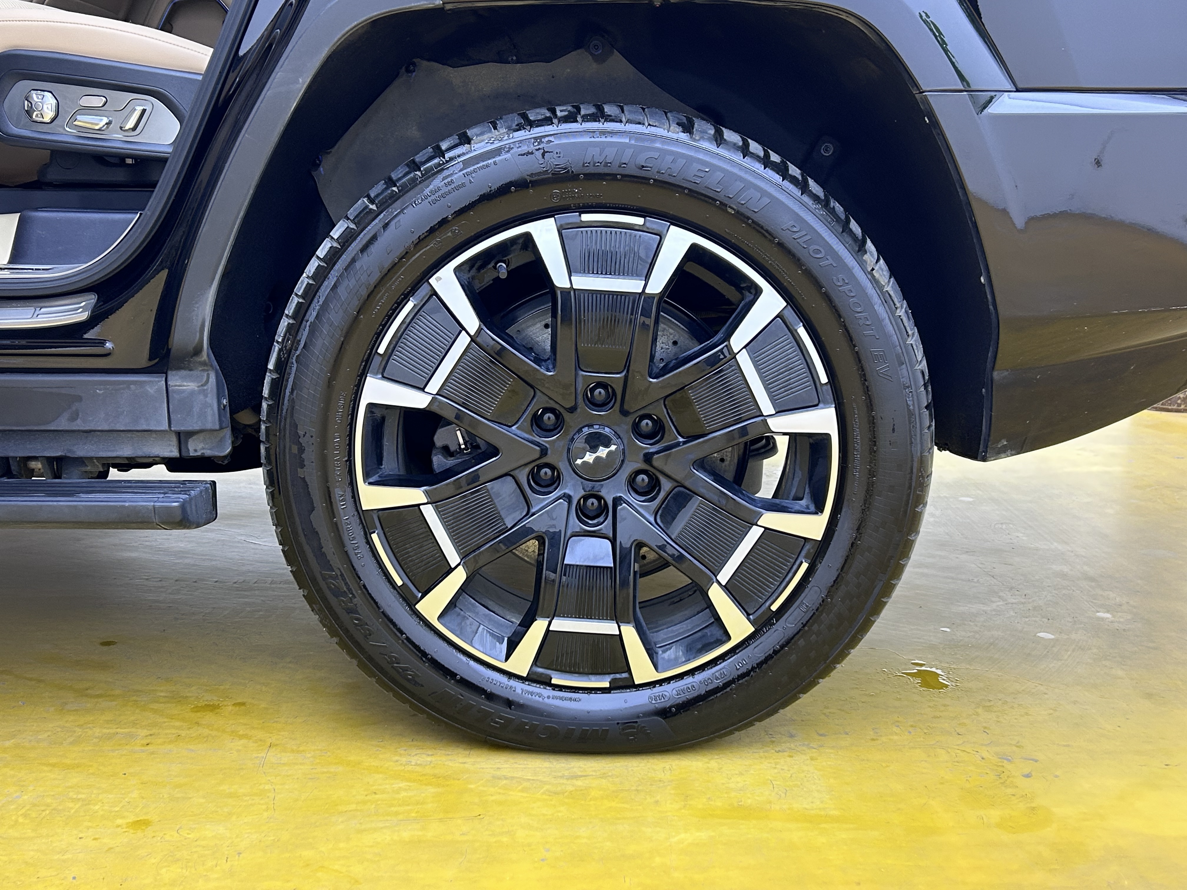 FangChengBao Leopard 8 2024 immagine di auto #8