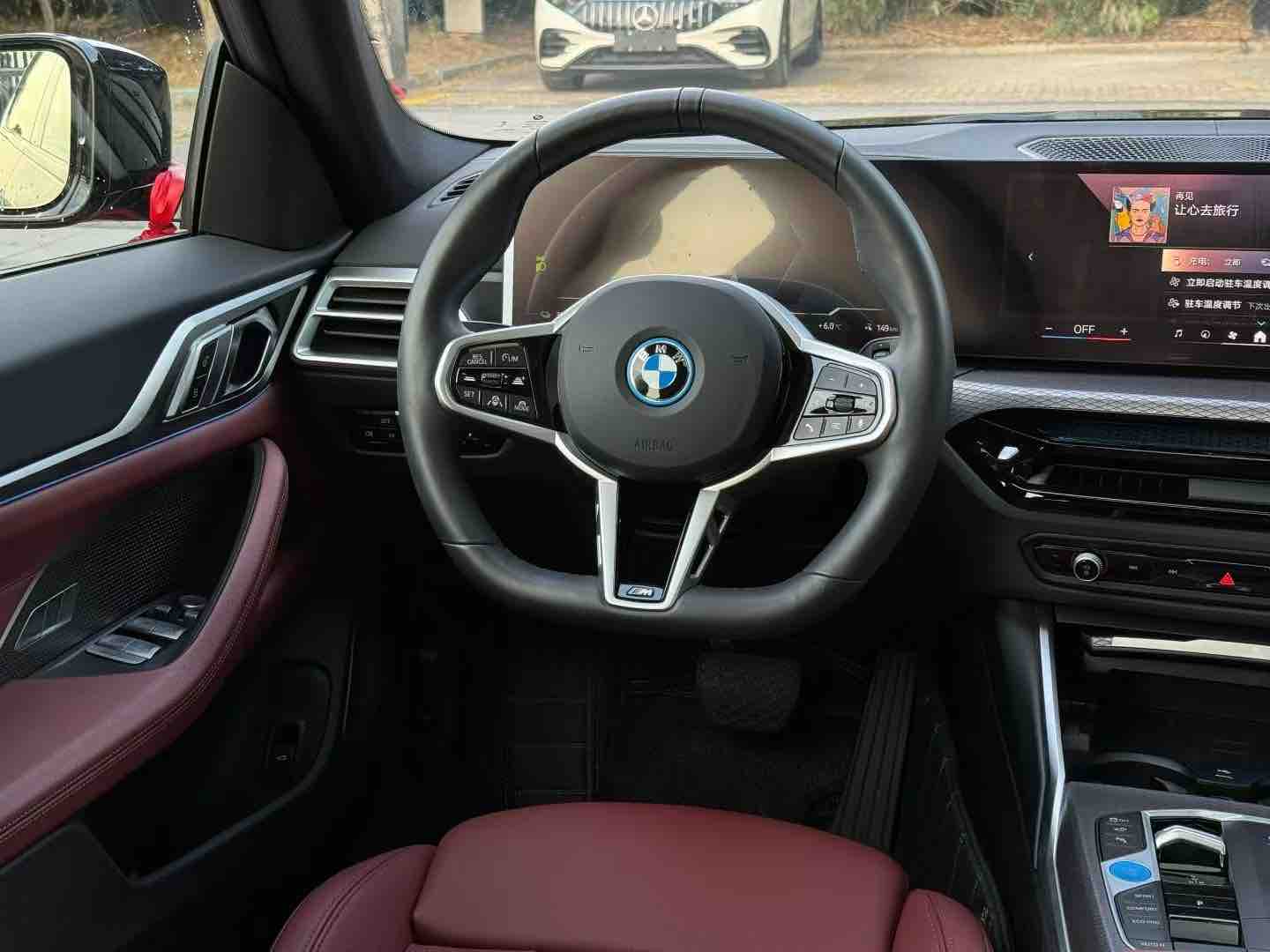 BMW i4 2026 car image #8
