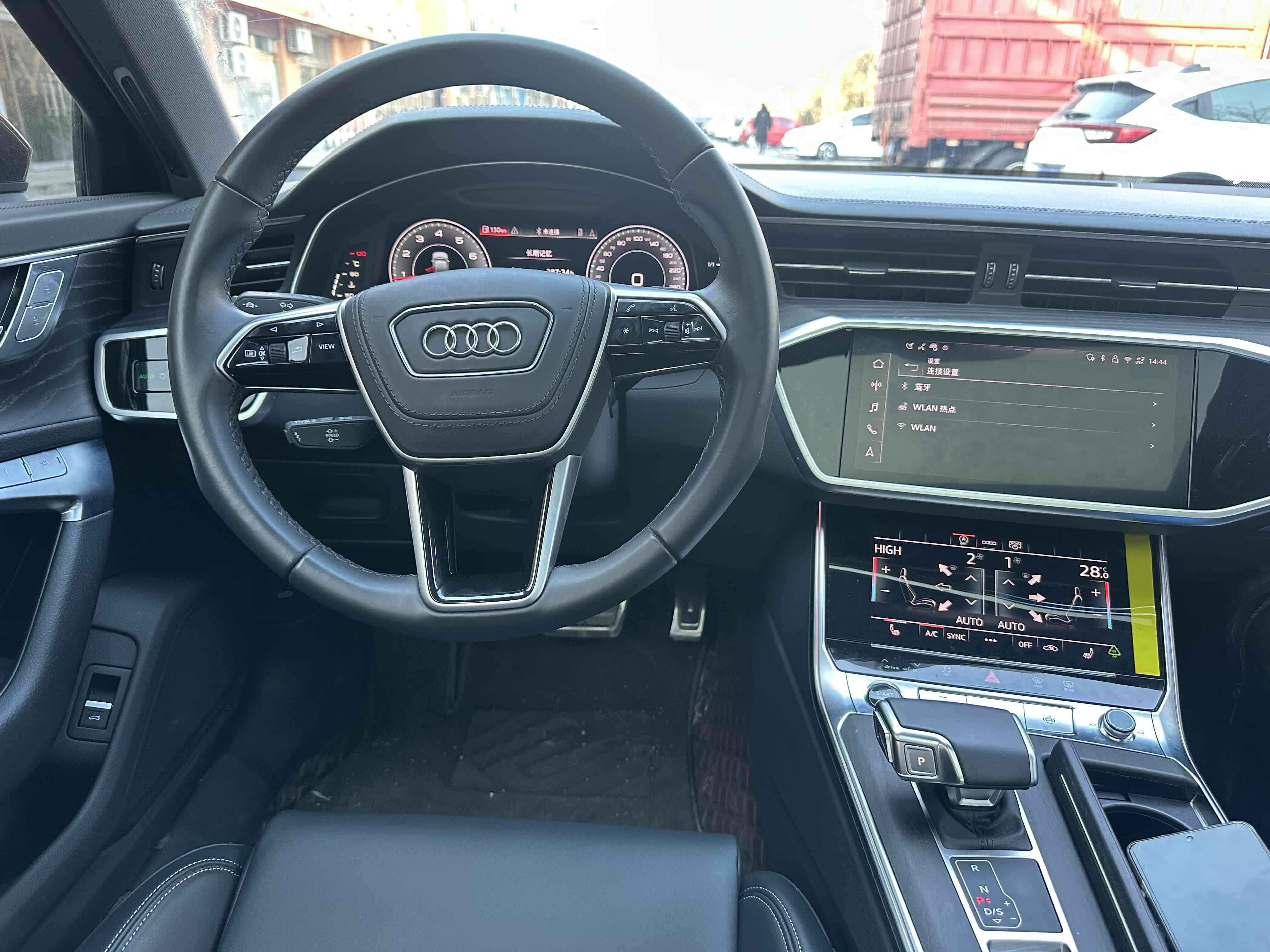 Audi A6L 2025 immagine di auto #8