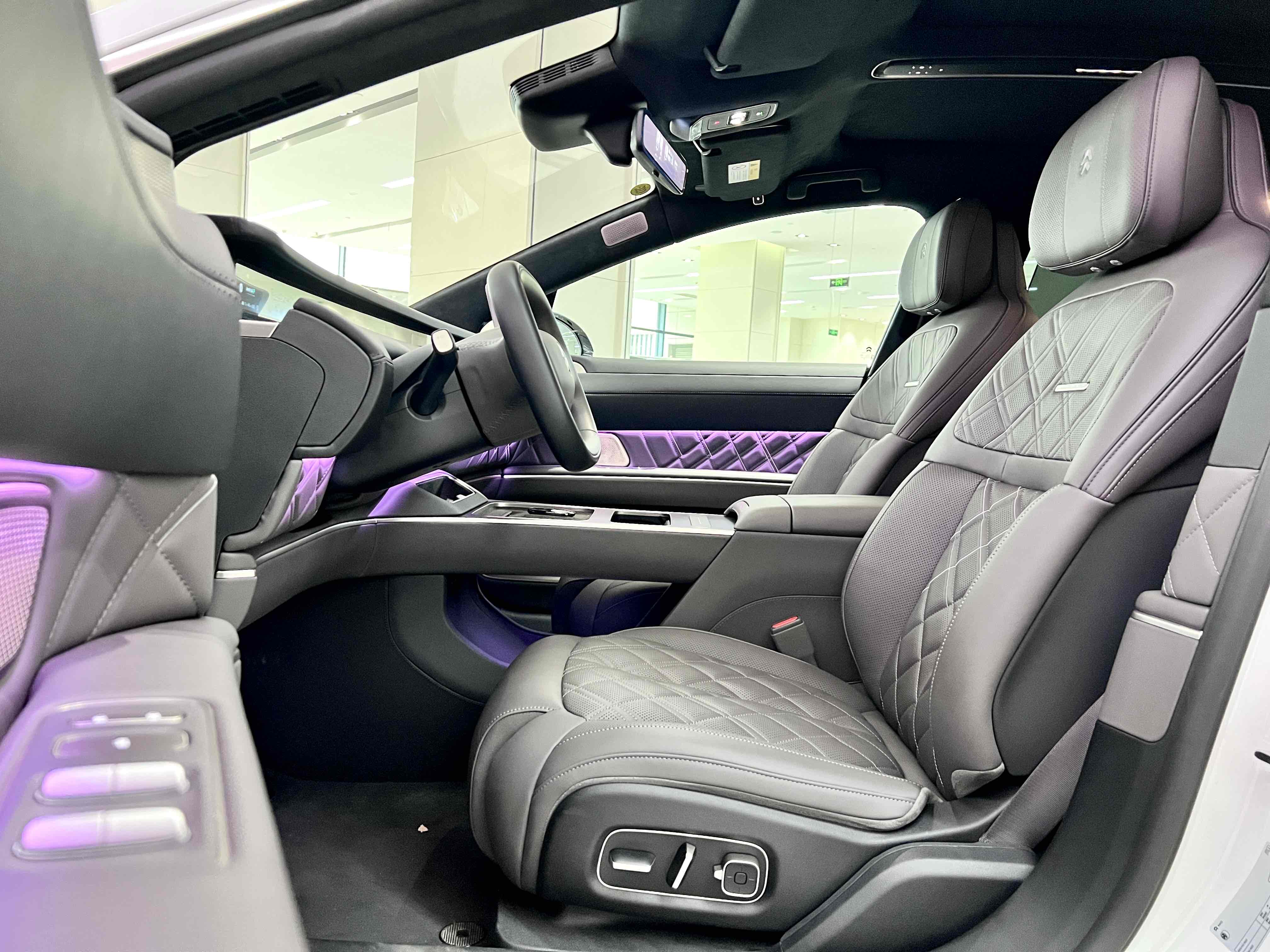 蔚来 蔚来ET9 2025 汽车图片 #8