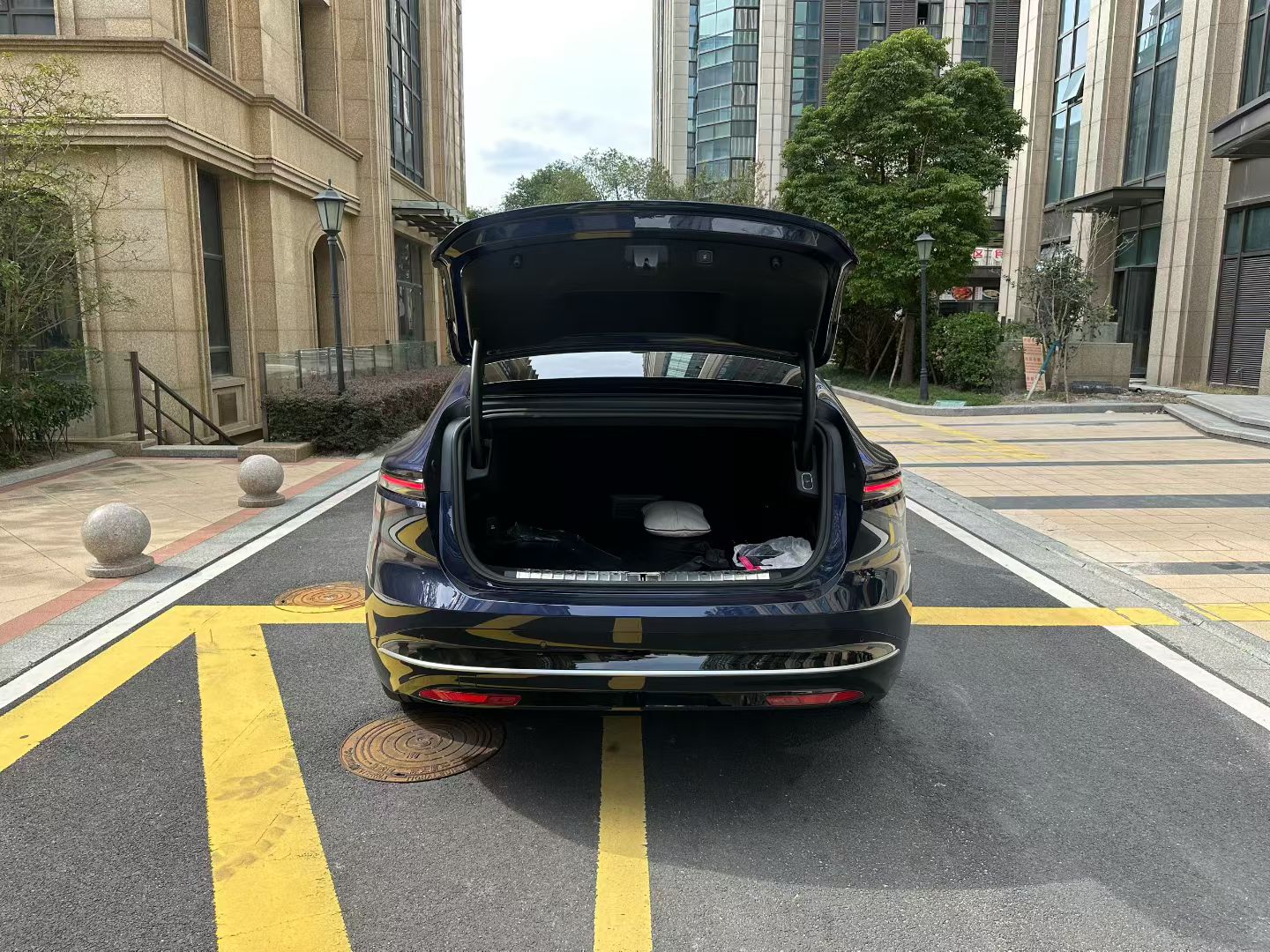 蔚来 蔚来ET9 2025 汽车图片 #8