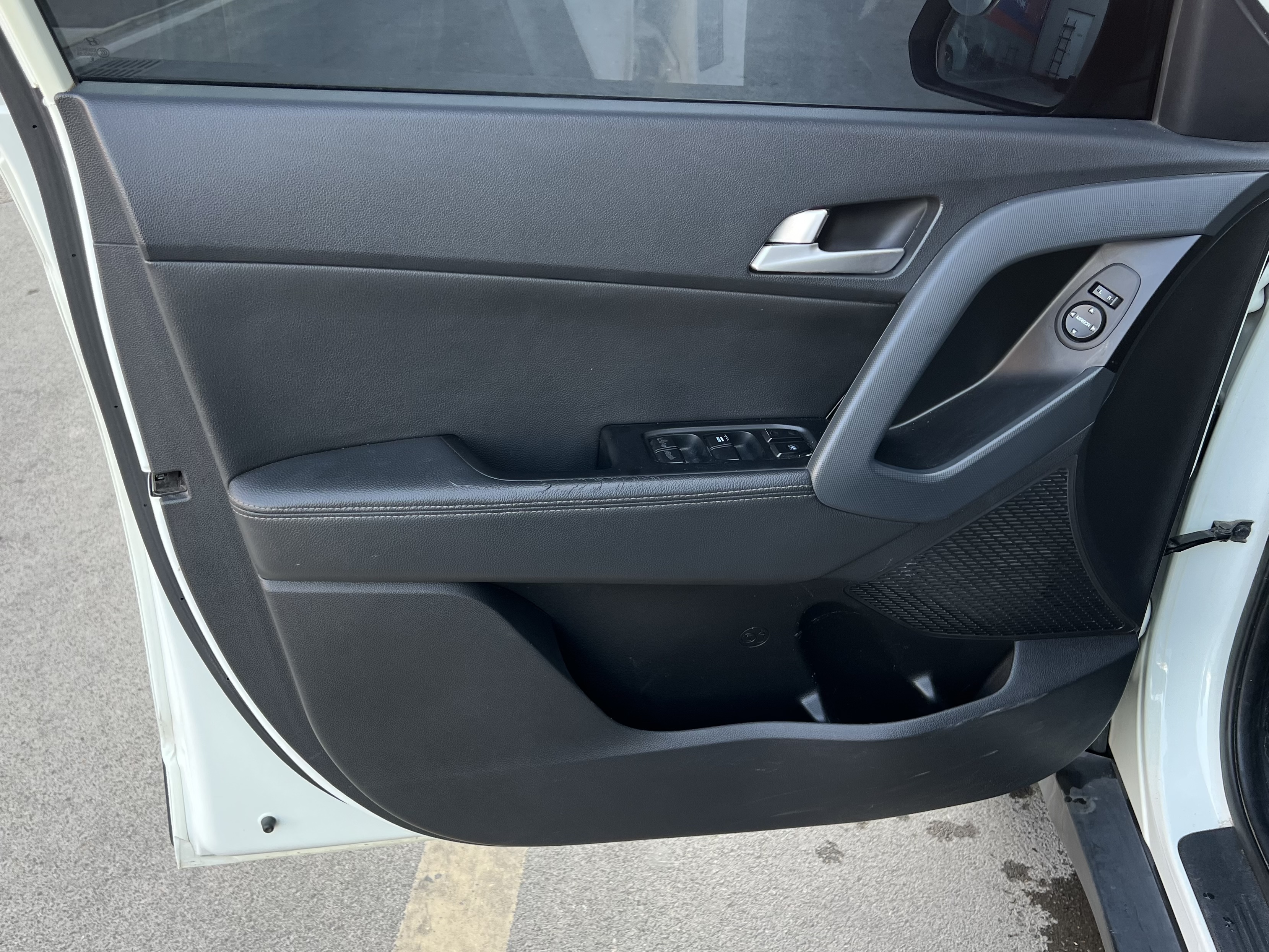 Hyundai ix25 2016 #8 Hyundai ix25 2016 car image #8