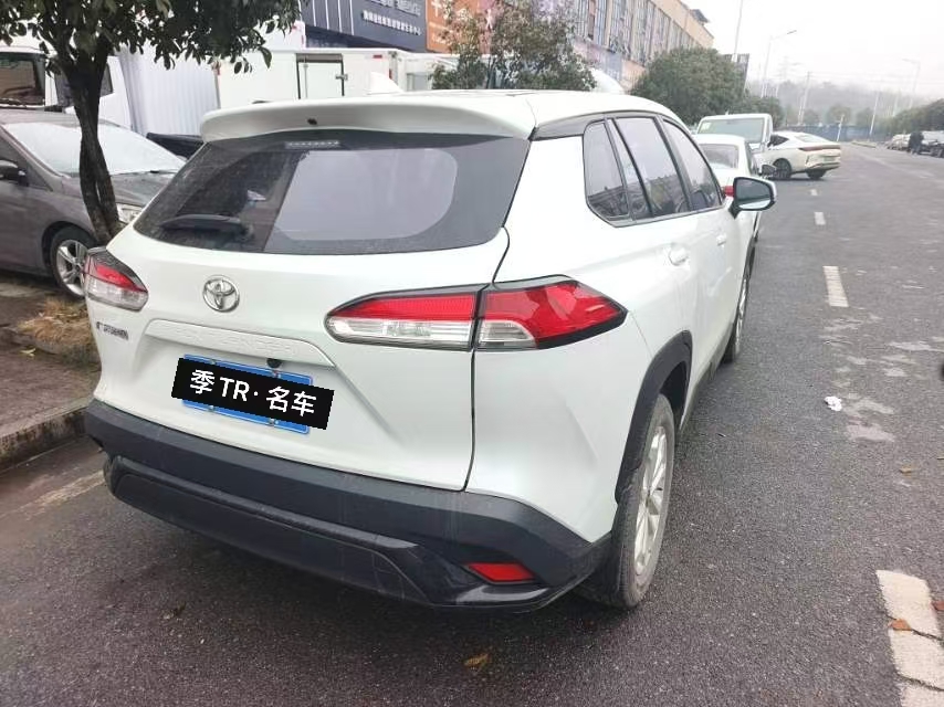 Toyota Frontlander 2025 #8 Toyota Frontlander 2025 immagine di auto #8