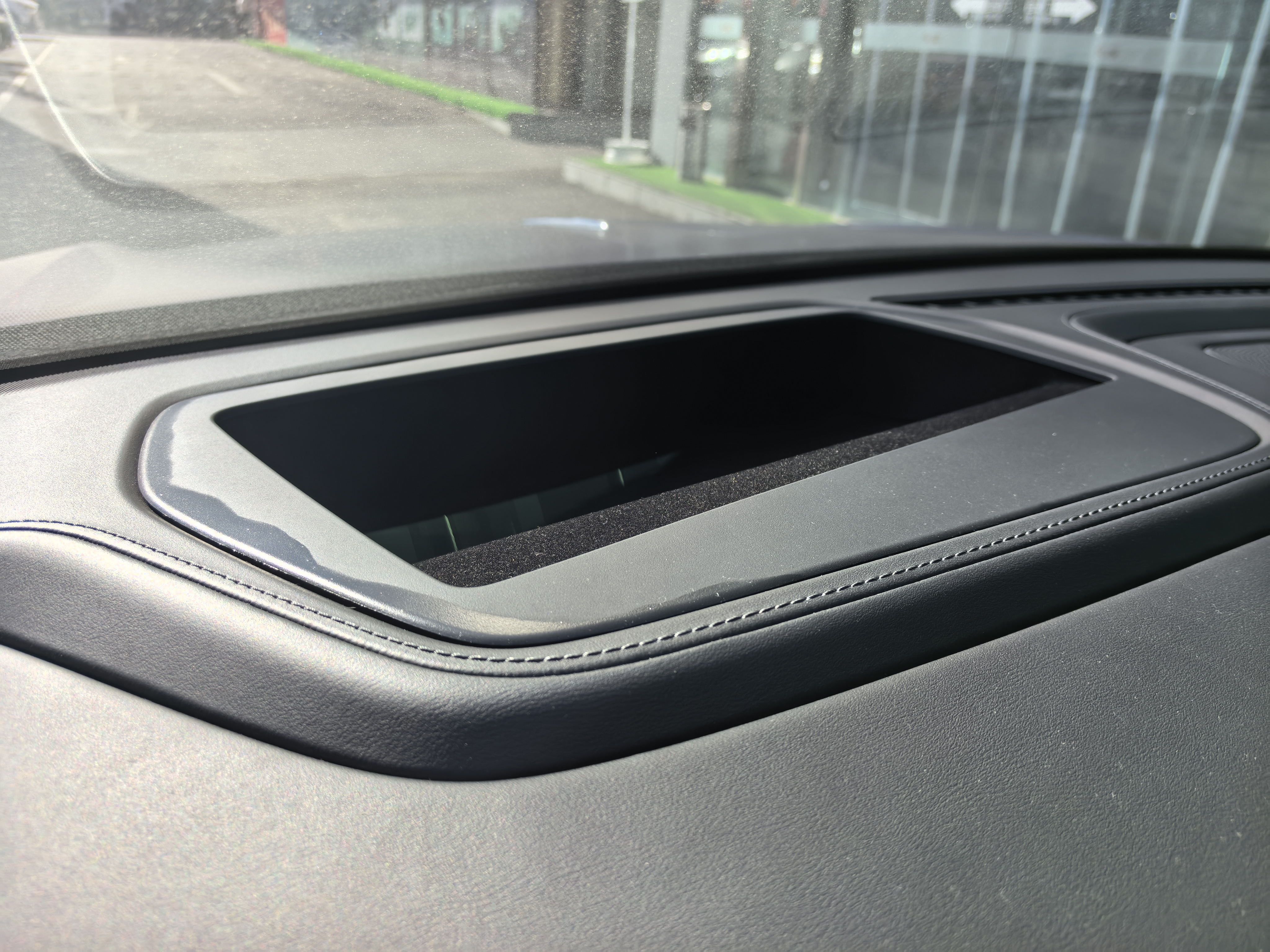 HongQi TianGong 08 2025 car image #8