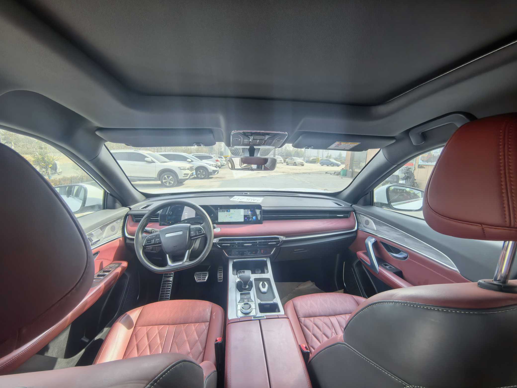 X70 PLUS 2025 car image #8