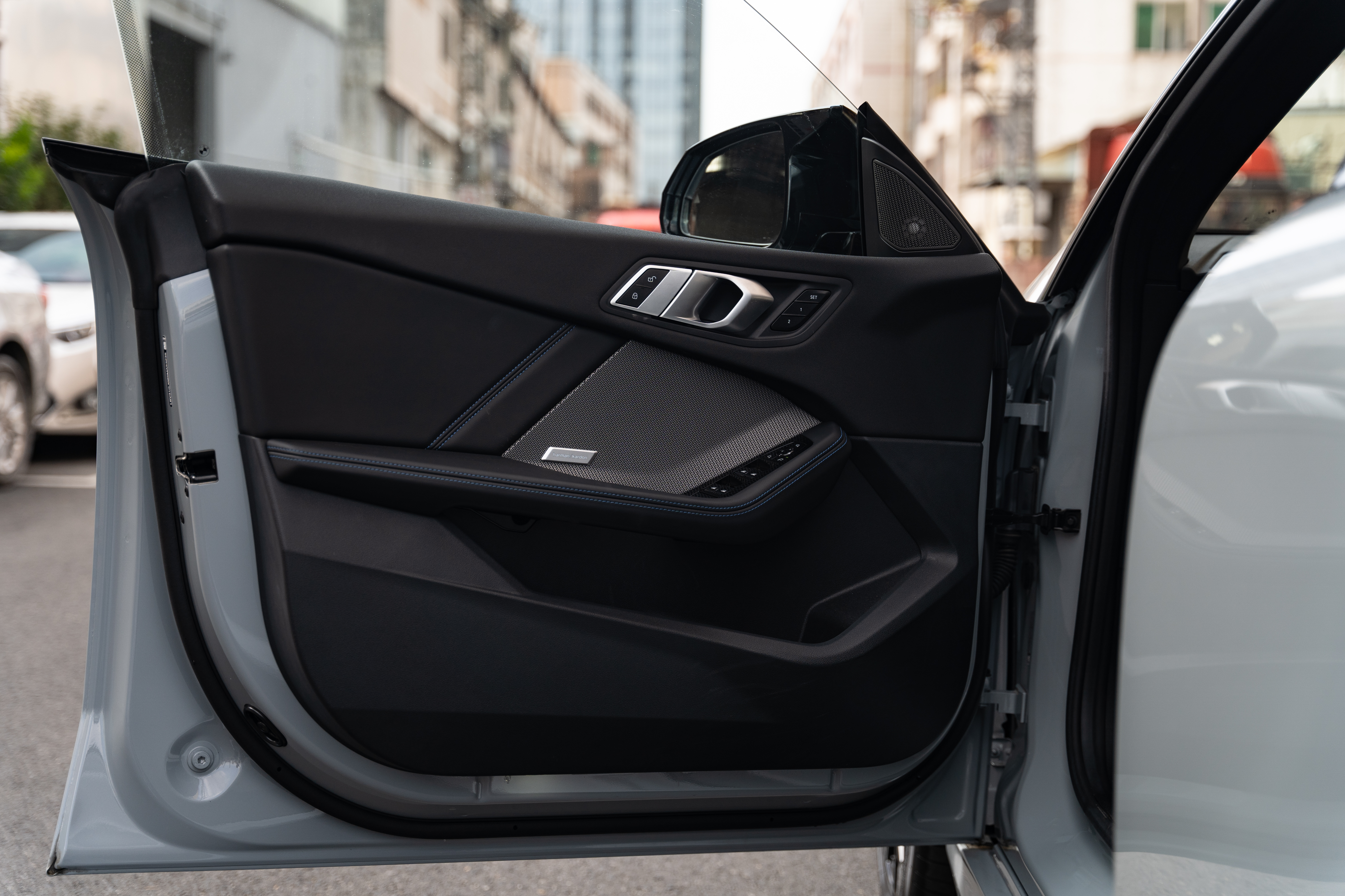 BMW M235L 2025 car image #8