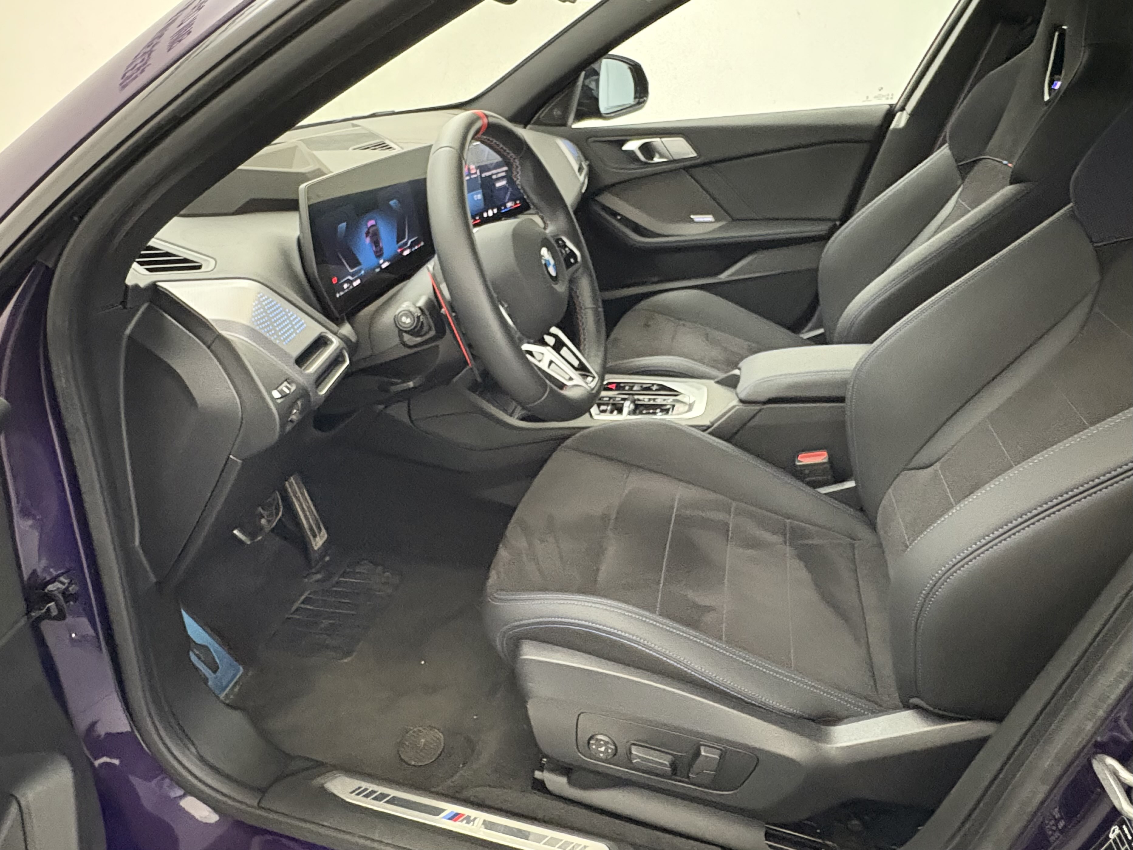 BMW M235L 2024 #8 BMW M235L 2024 car image #8