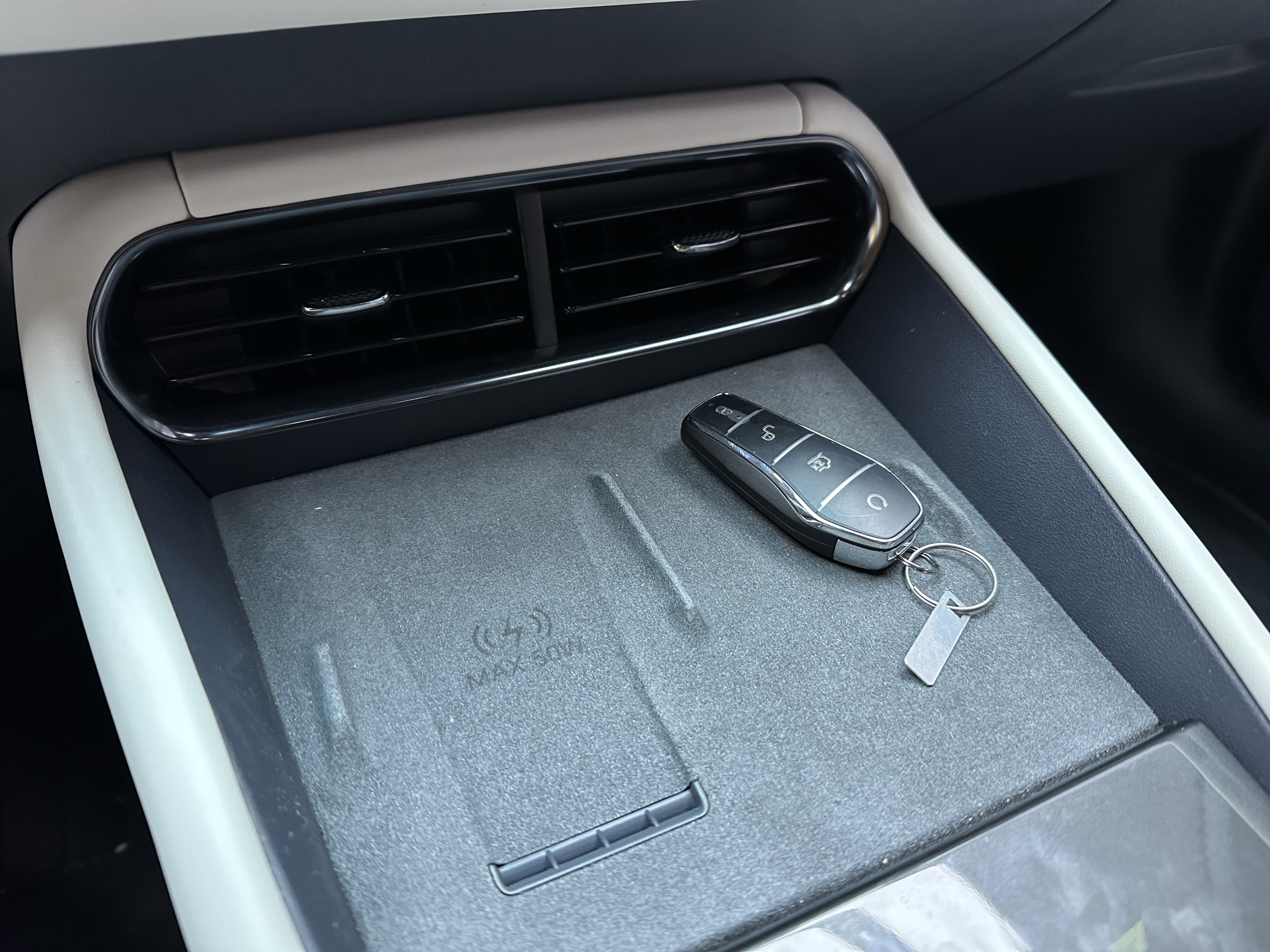 BYD Seal 06GT 2025 car image #8