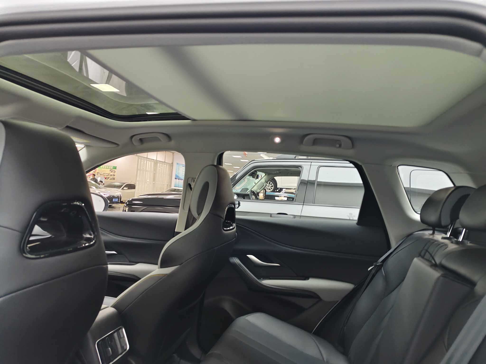 BYD Sea Lion 05 DM-i 2025 car image #8