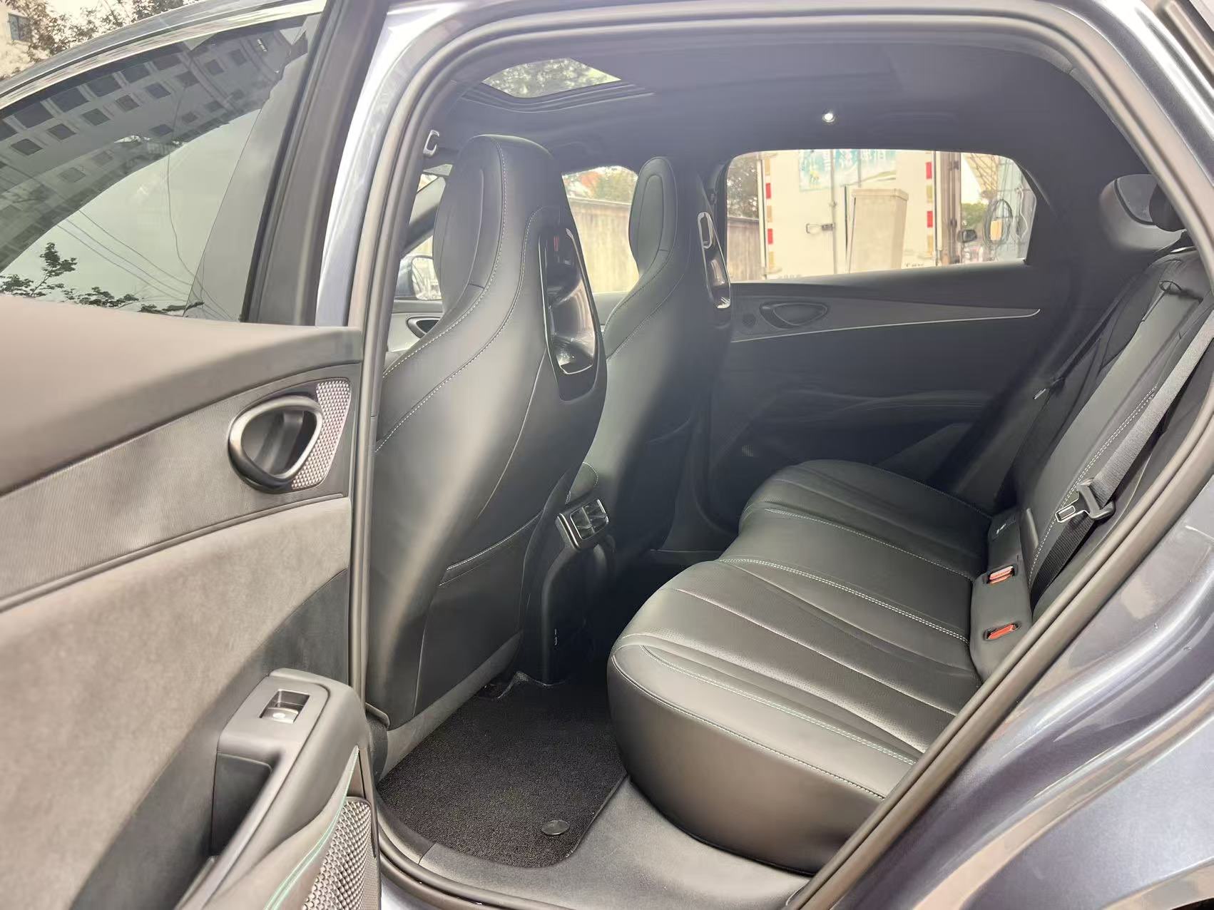 BYD Seal 06 DM-i 2025 #8 BYD Seal 06 DM-i 2025 immagine di auto #8