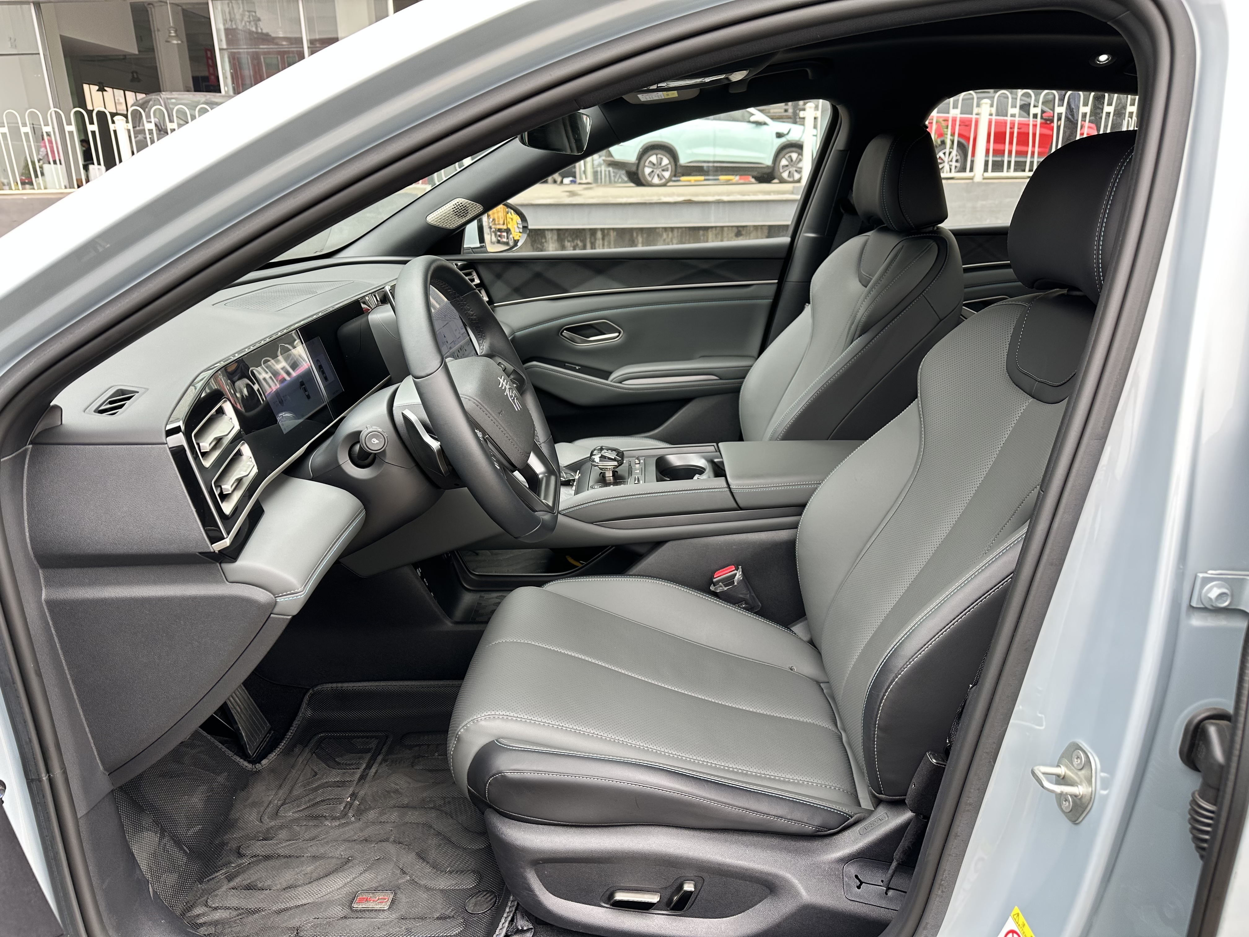 BYD Qin L 2025 car image #8