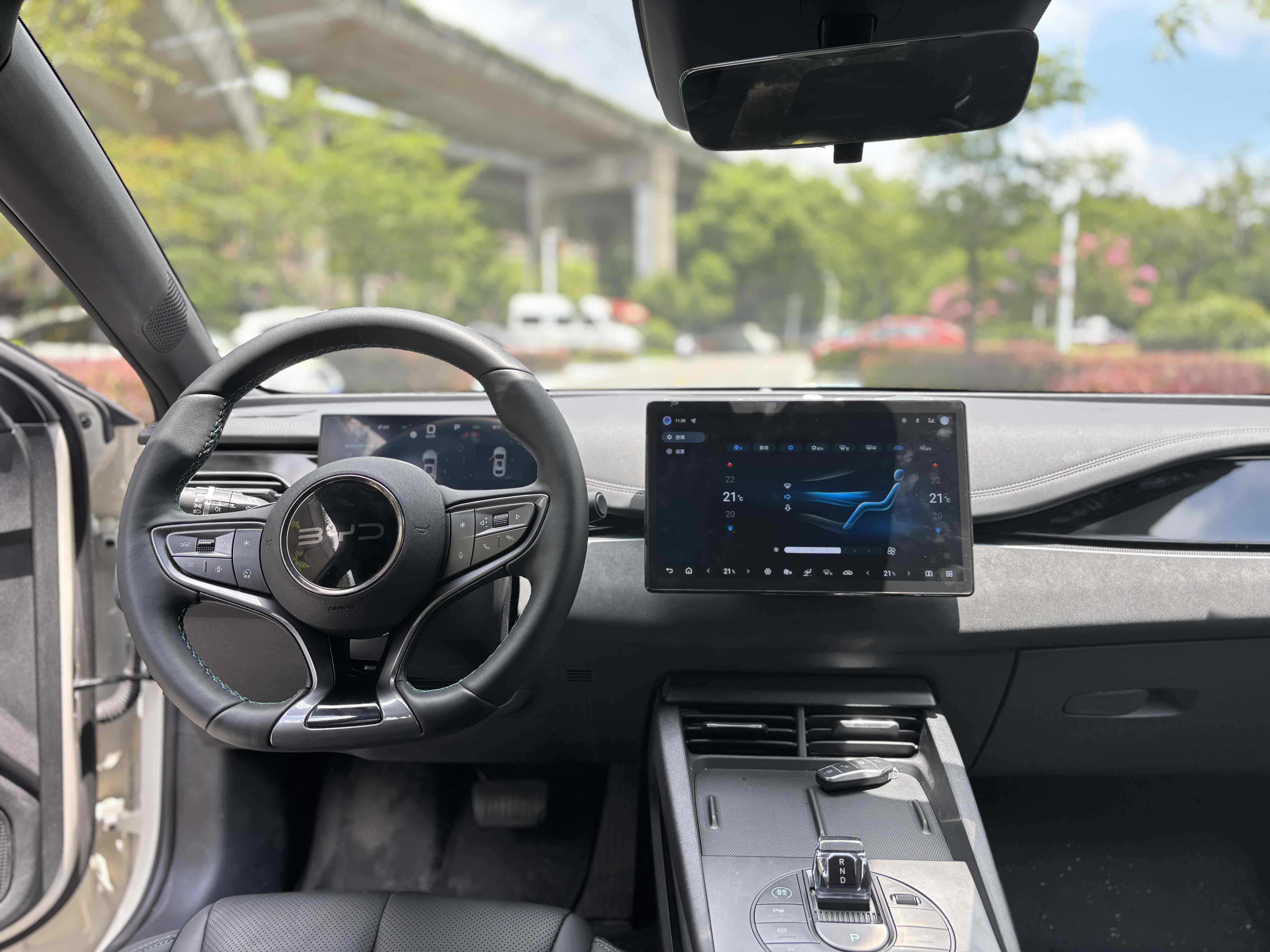 BYD Seal 06 DM-i 2025 image de voiture #8