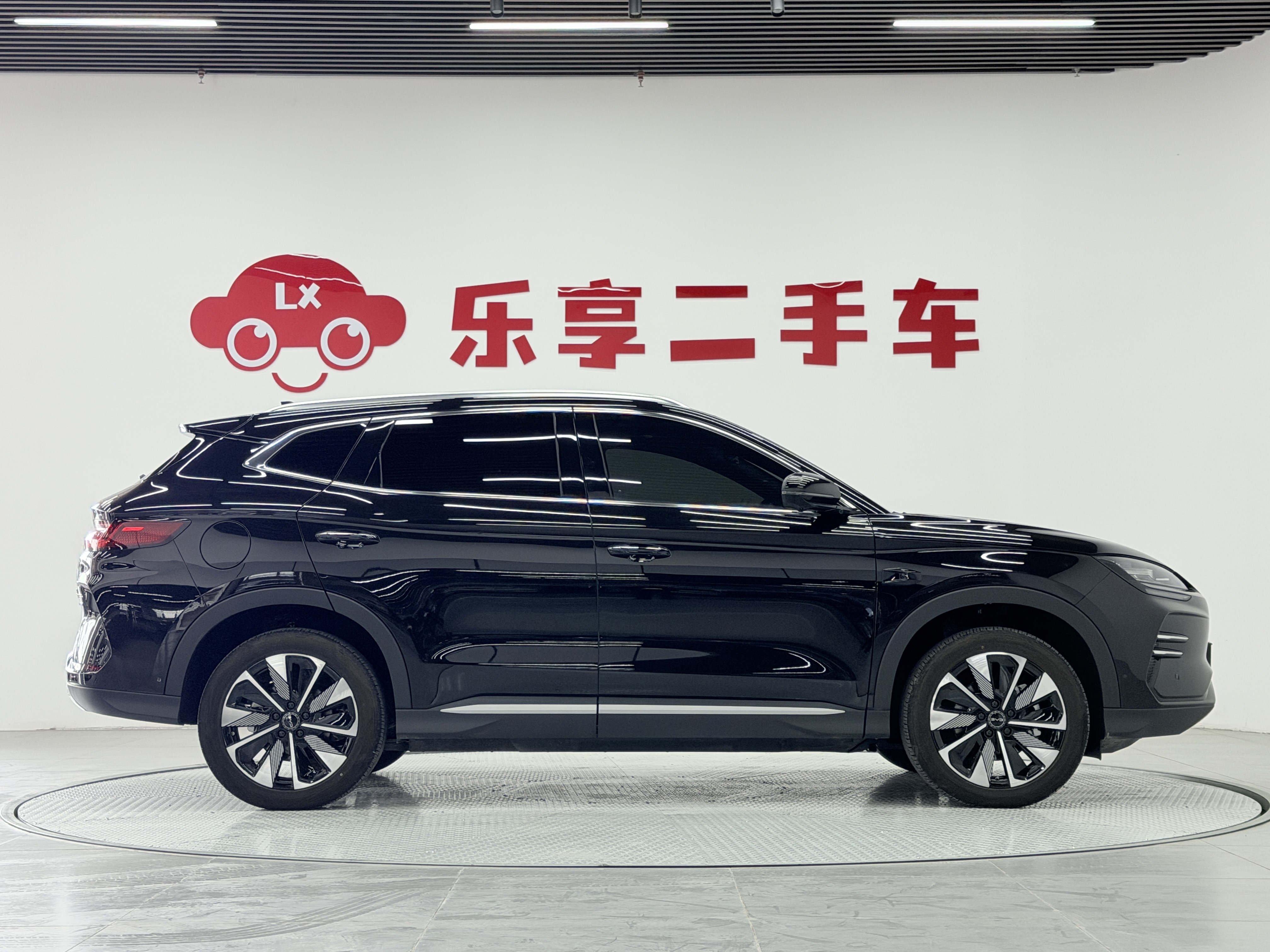 BYD Song Plus New Energy 2025 #8 BYD Song Plus New Energy 2025 car image #8