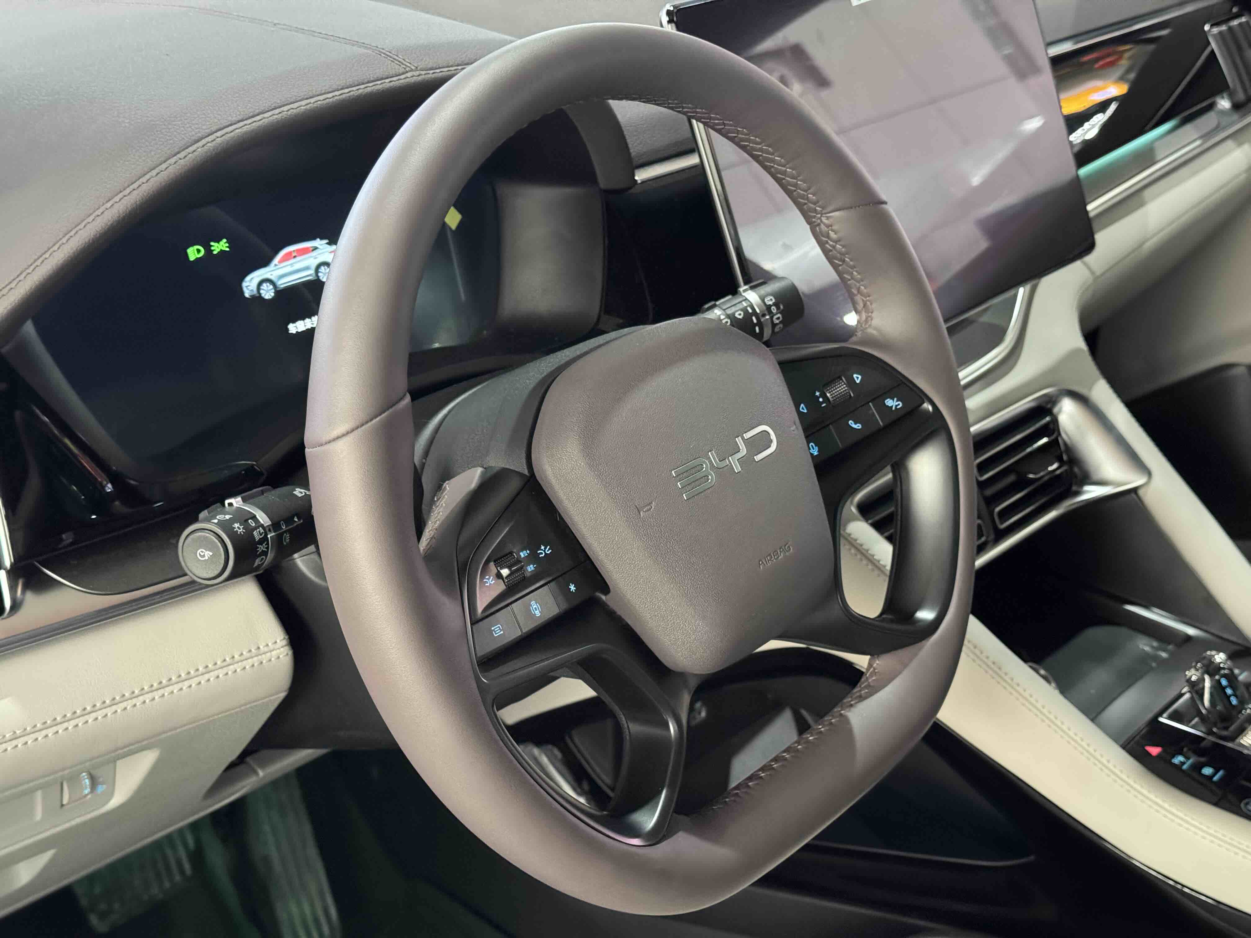 BYD Song Plus New Energy 2025 #8 BYD Song Plus New Energy 2025 car image #8