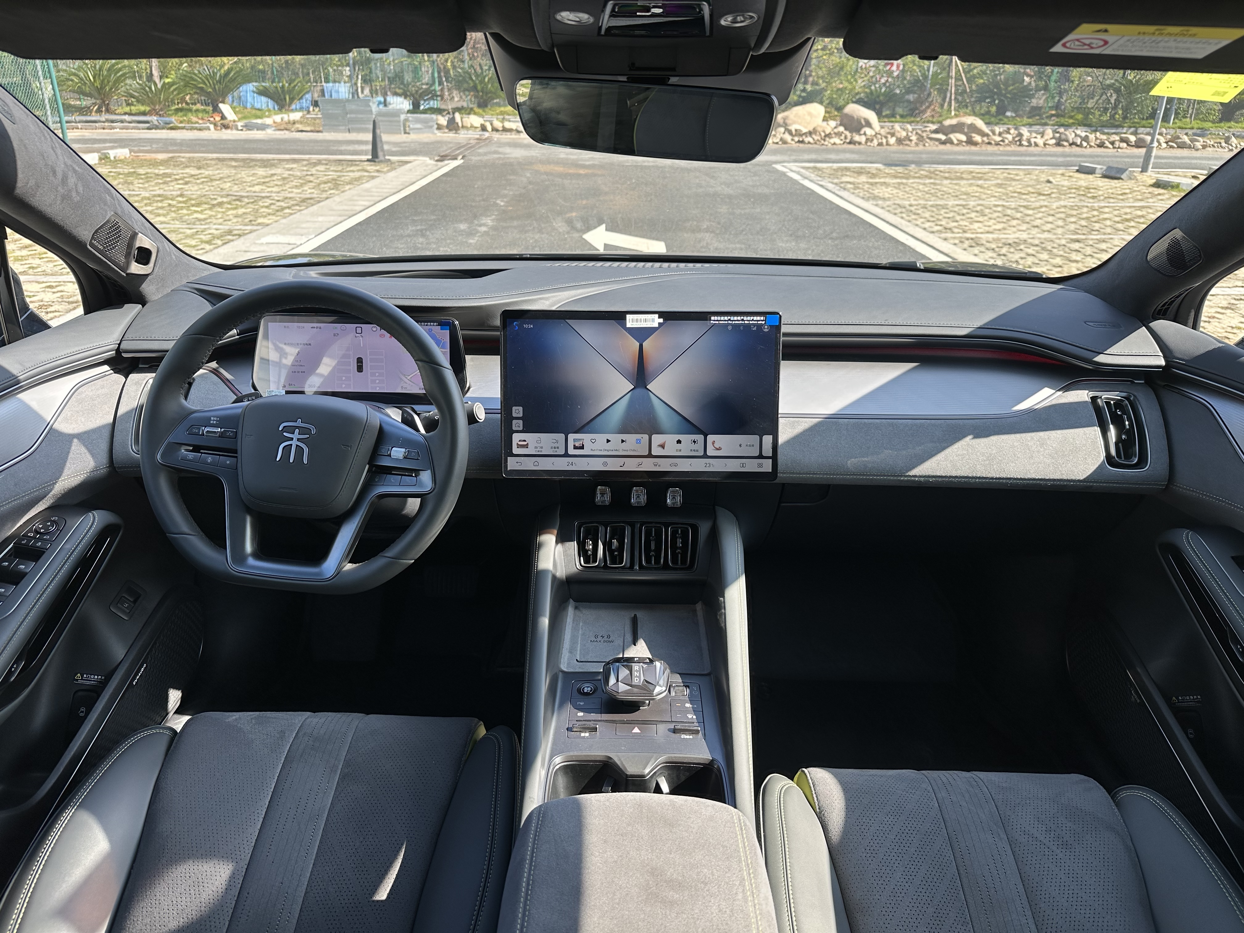 BYD SongL EV 2025 #8 BYD SongL EV 2025 car image #8