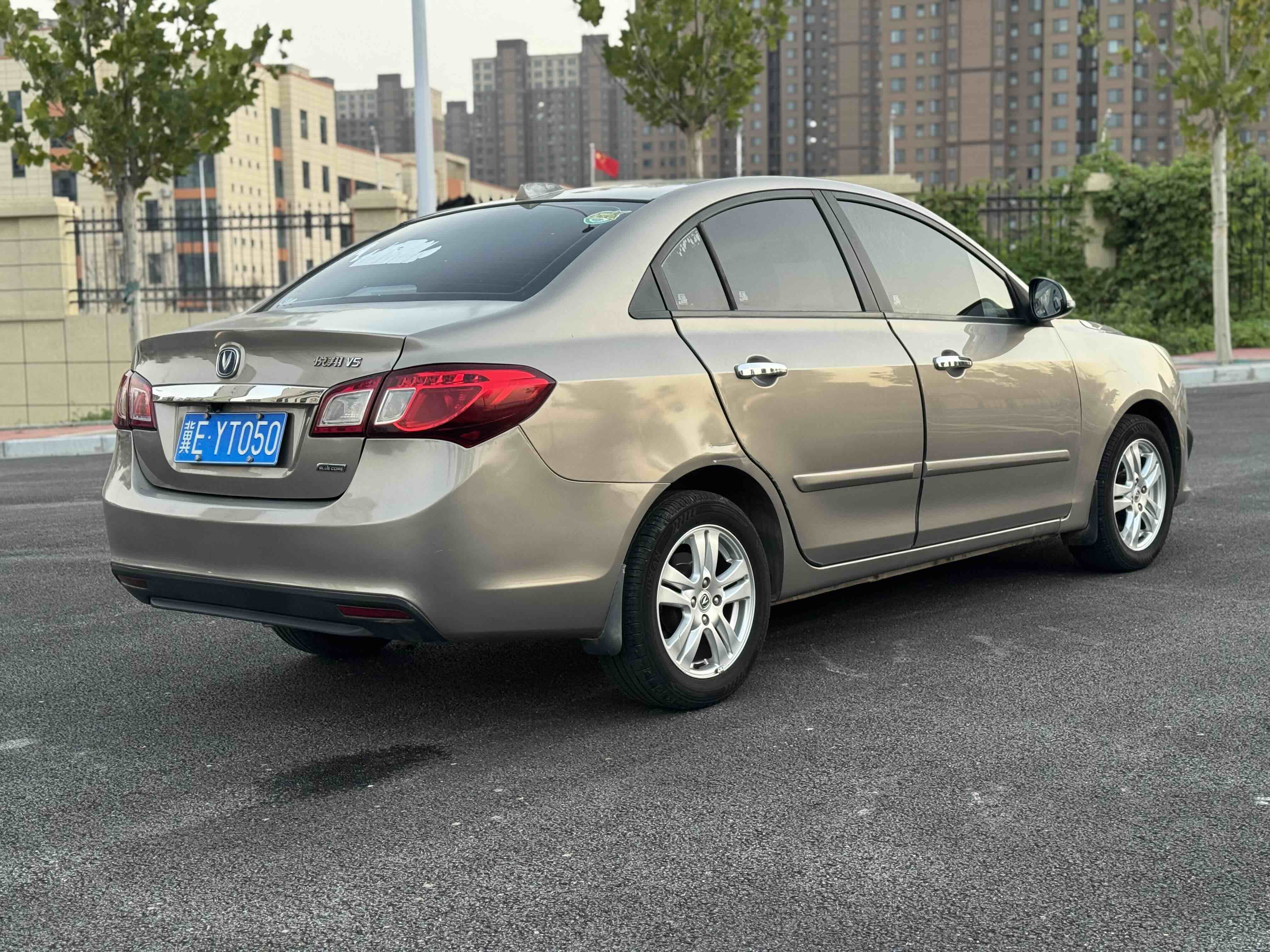 Changan Alsvin V5 2013 #8 Changan Alsvin V5 2013 car image #8