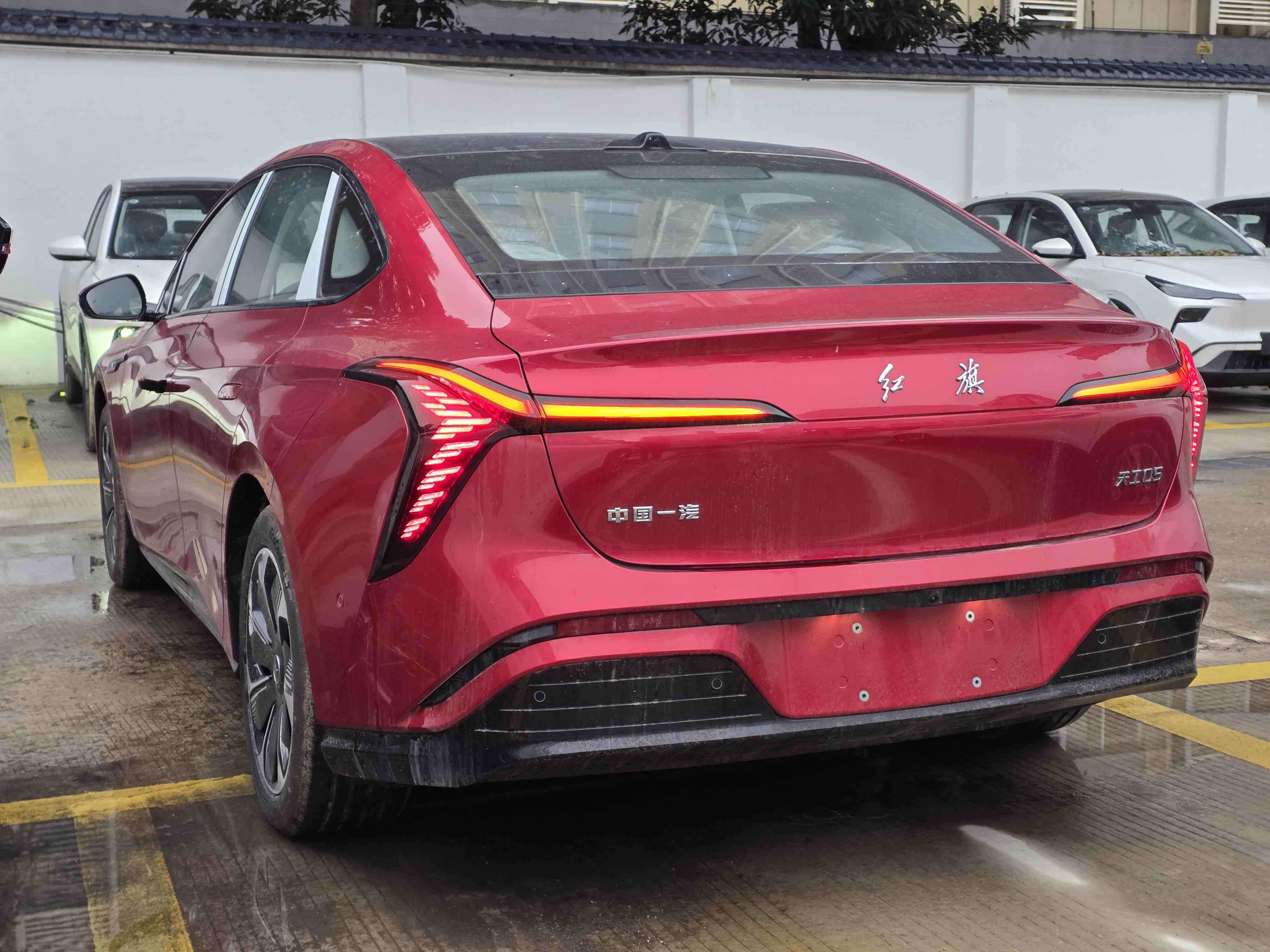 HongQi TianGong 05 2025 car image #8