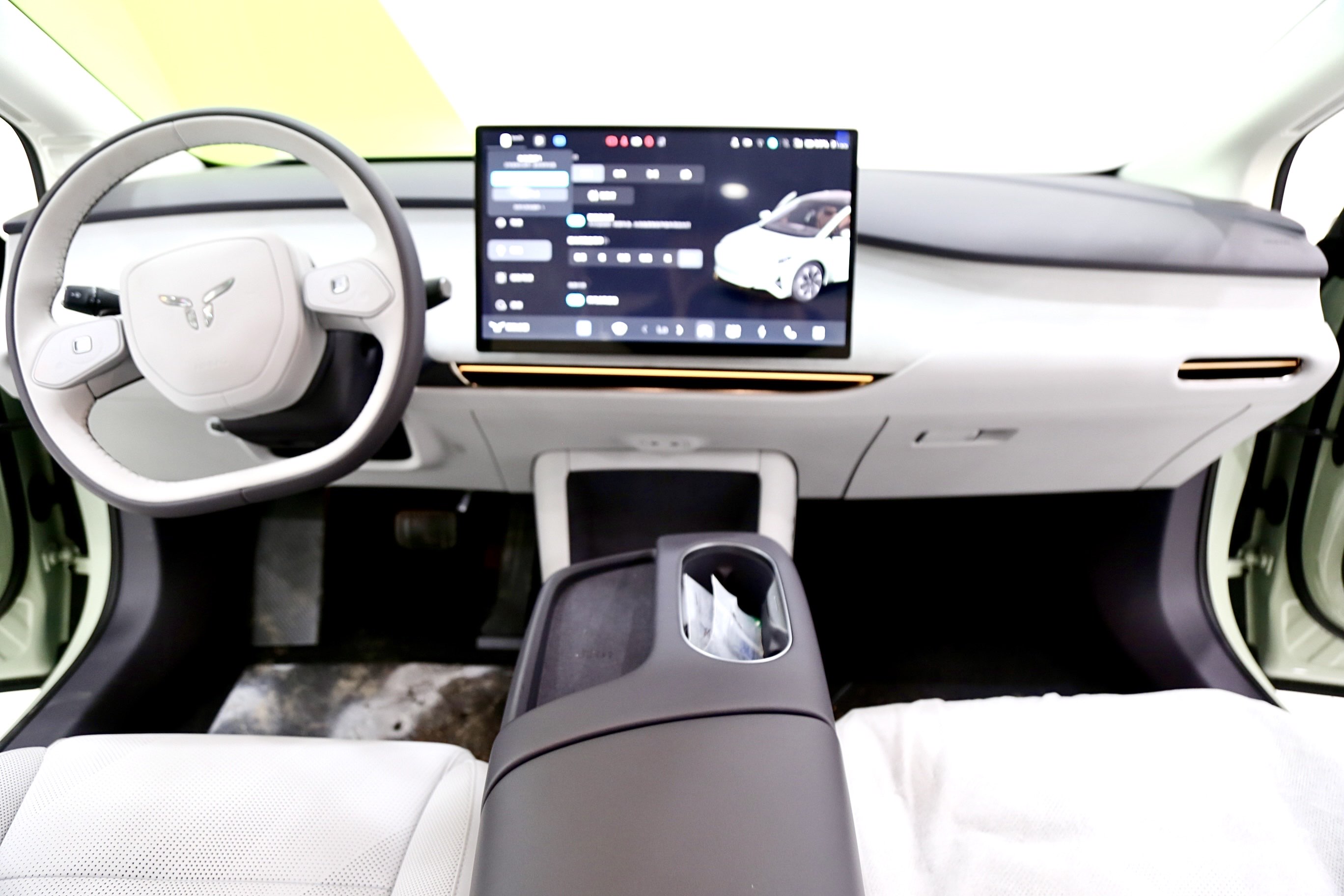 HongQi TianGong 05 2025 car image #8