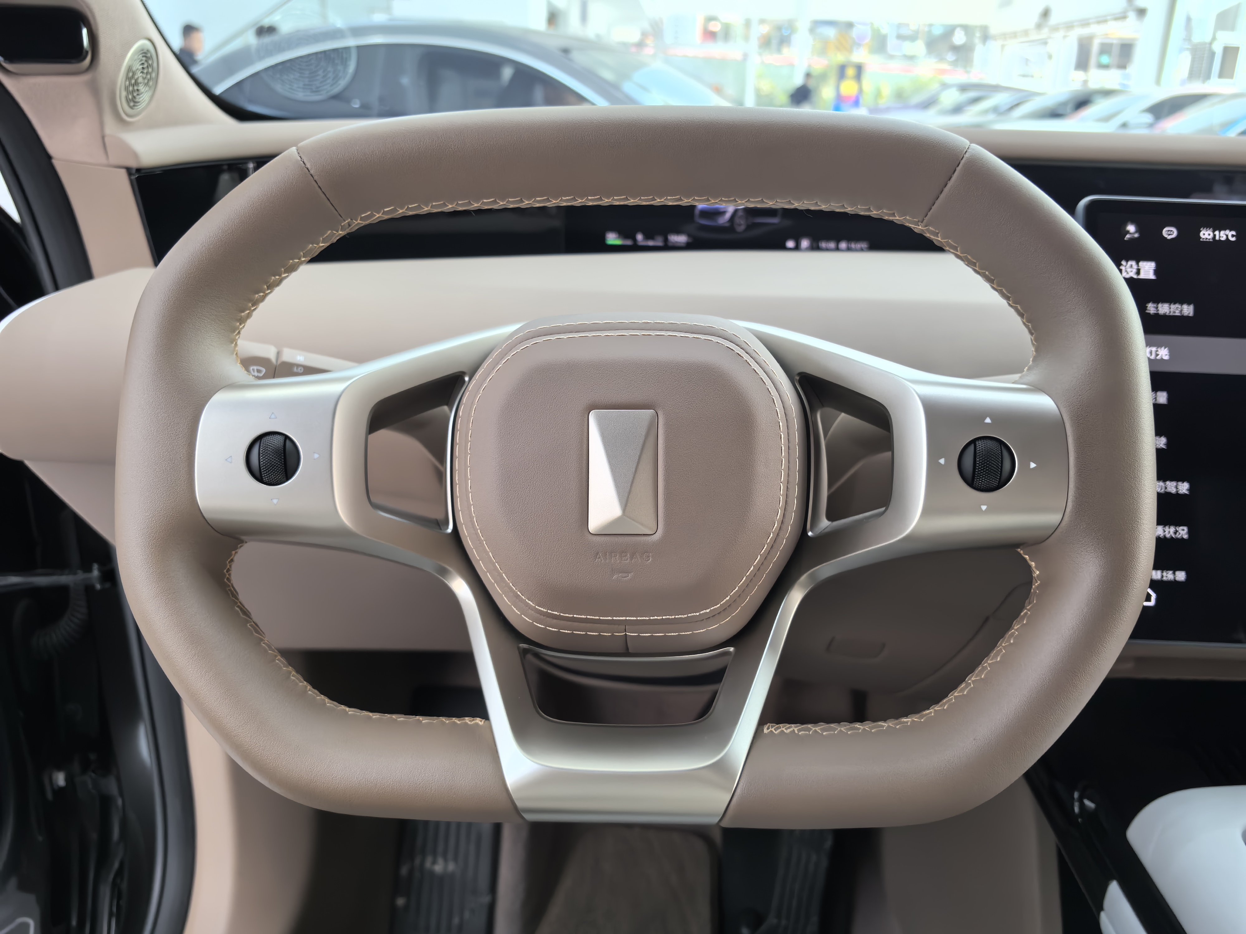 Avatr 07 2025 #8 Avatr 07 2025 car image #8