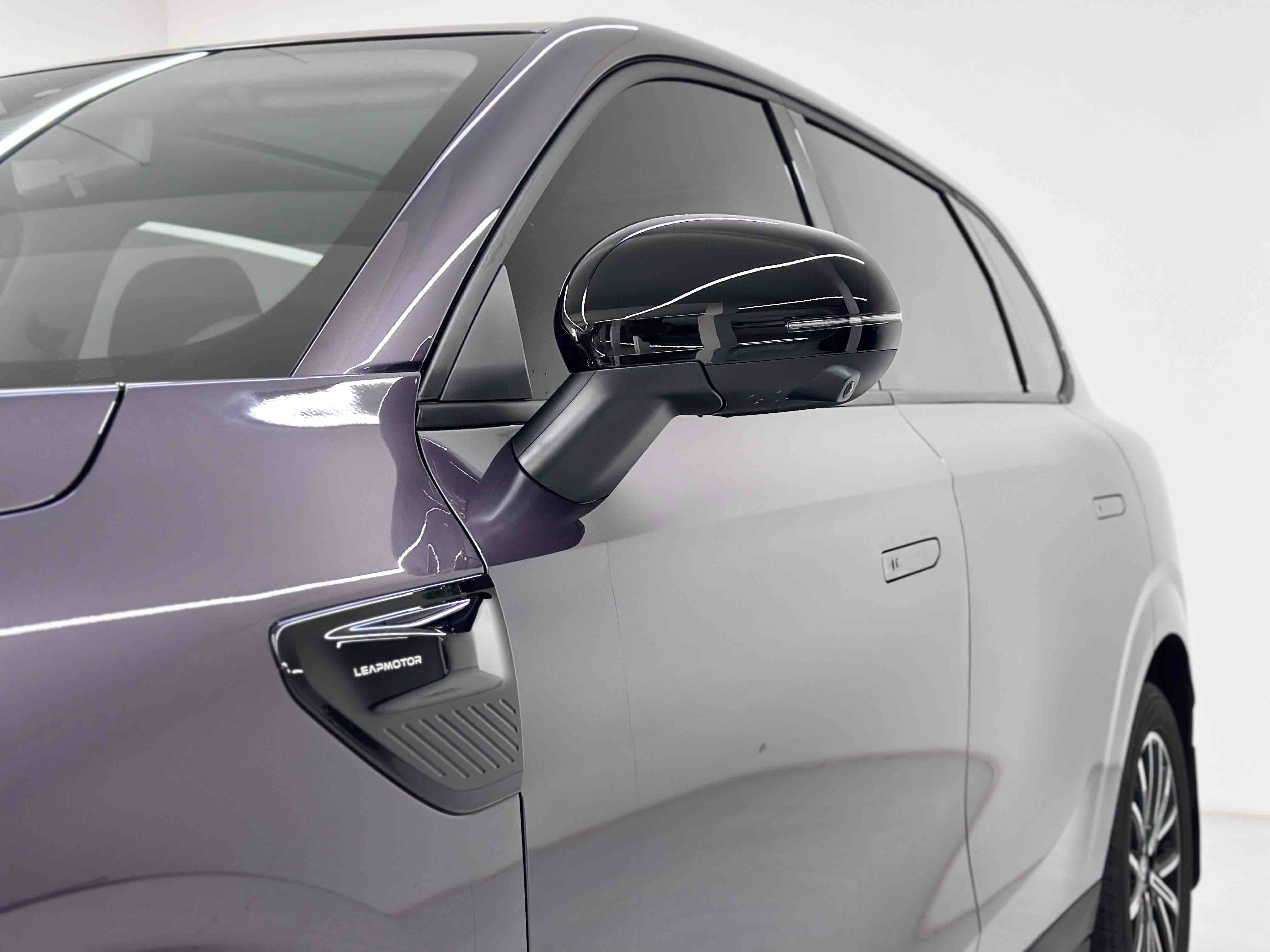 零跑汽车 零跑B10 2025 汽车图片 #8