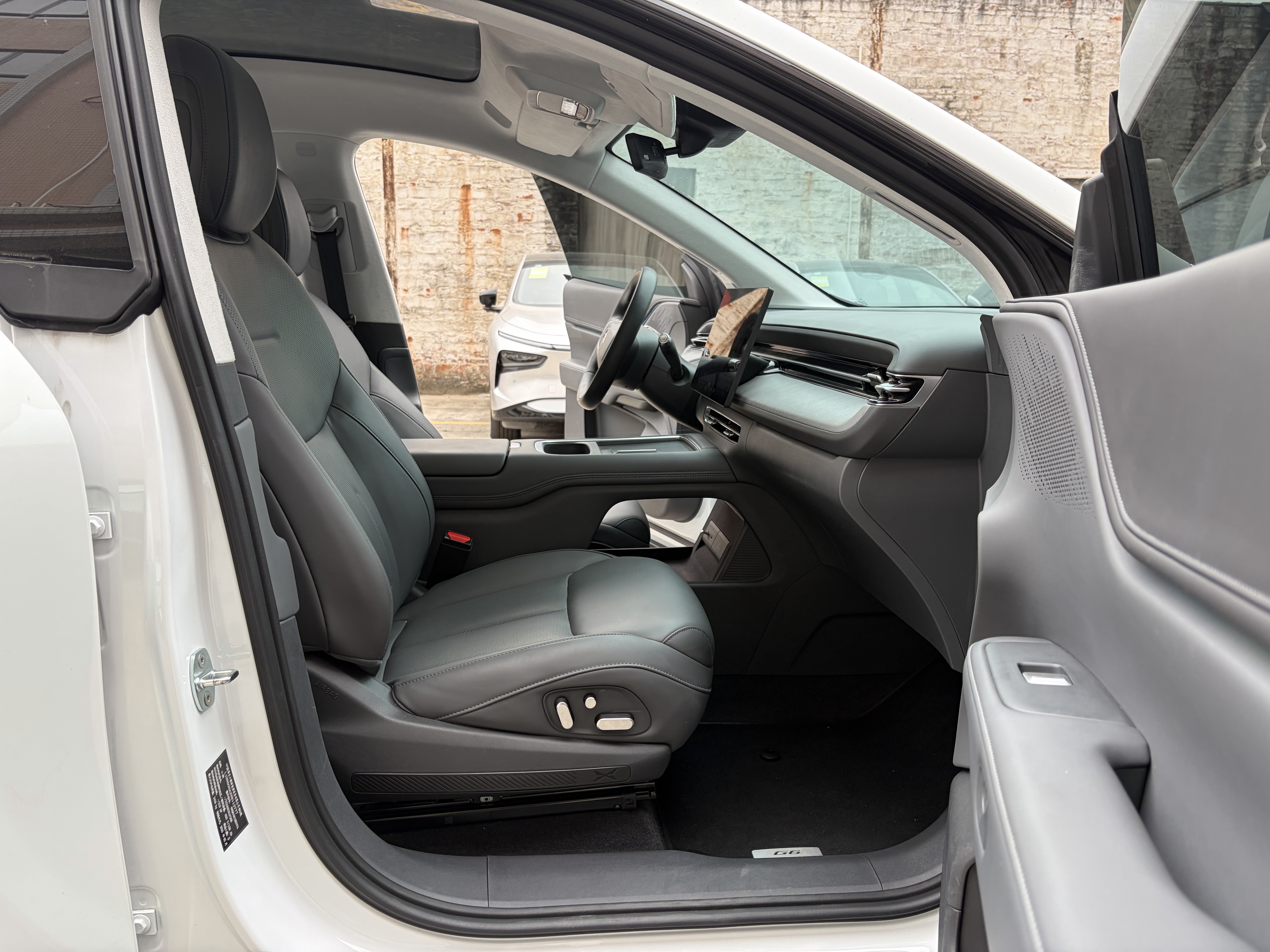 Xpeng G6 2025 #8 Xpeng G6 2025 car image #8