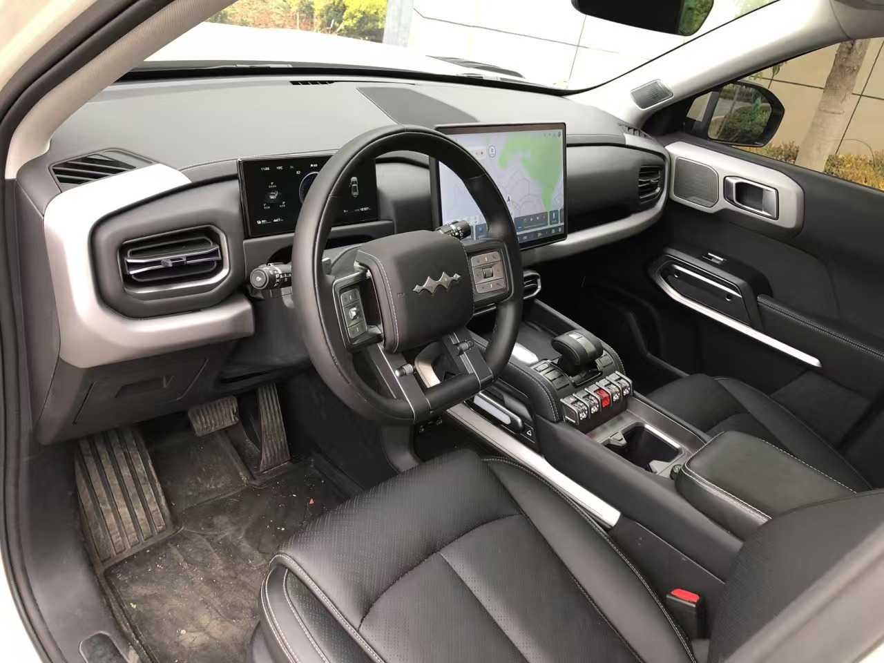 FangChengBao Tiger 3 2025 car image #8