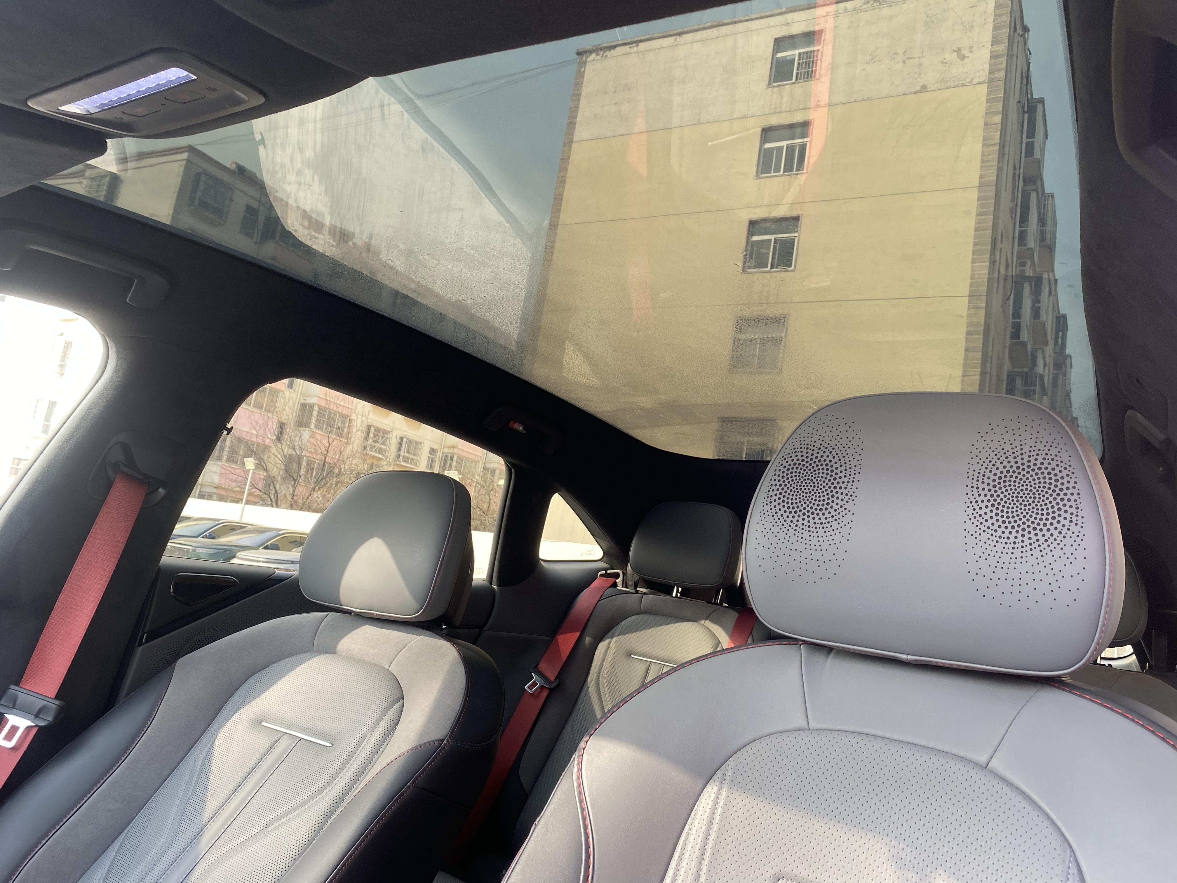 极氪 极氪007GT 2025 汽车图片 #8