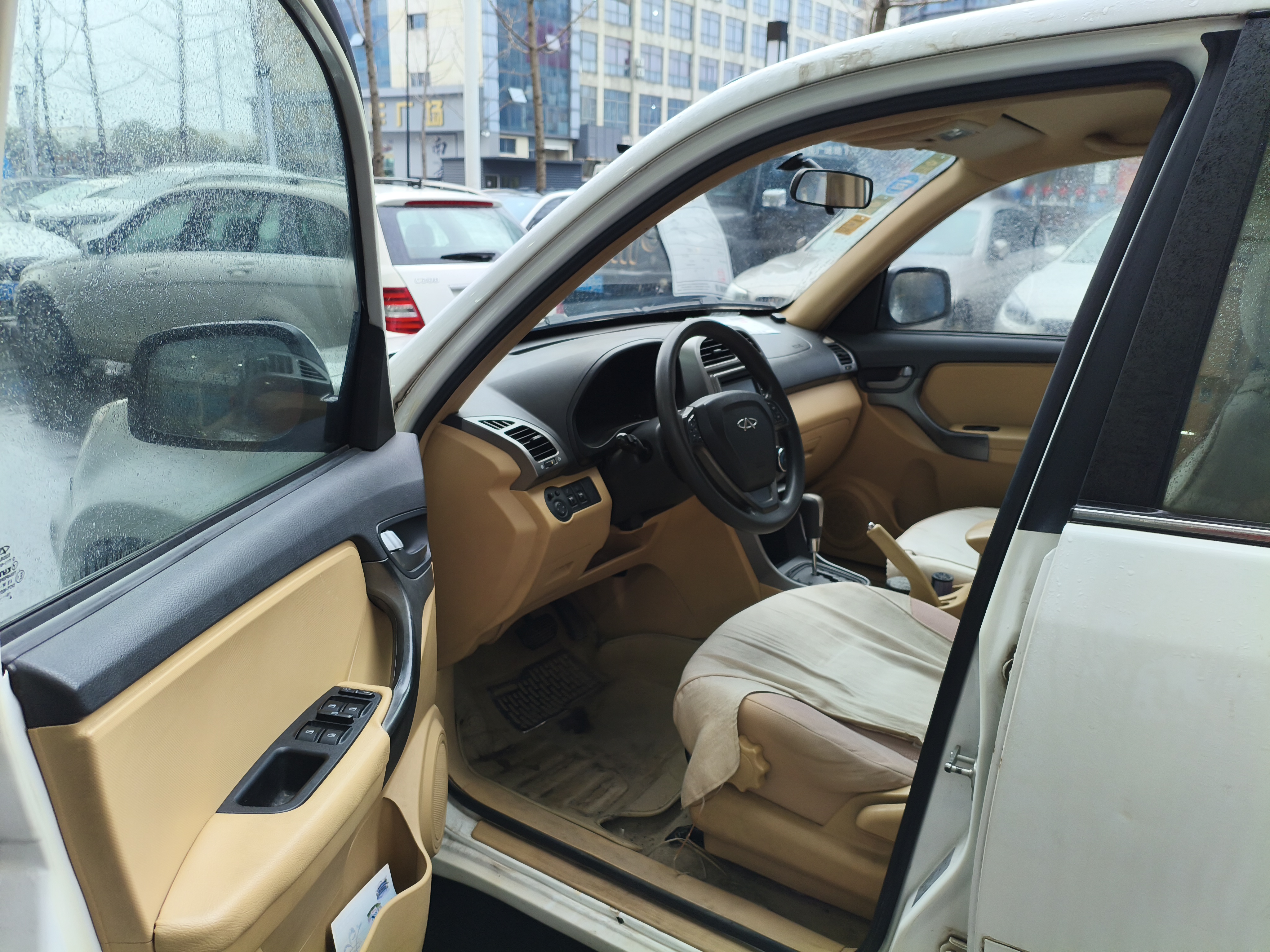Tiggo 2015 #8 Tiggo 2015 car image #8