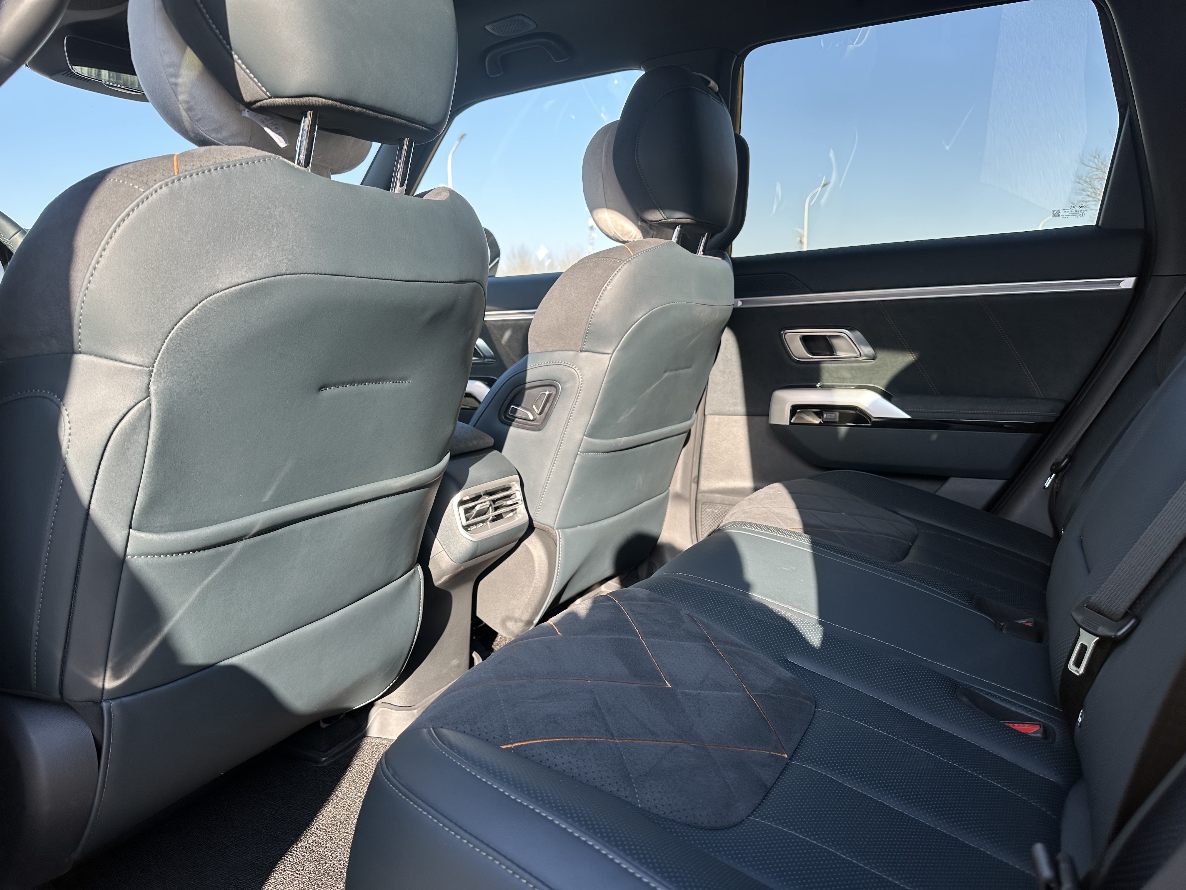 Deepal G318 2025 car image #8