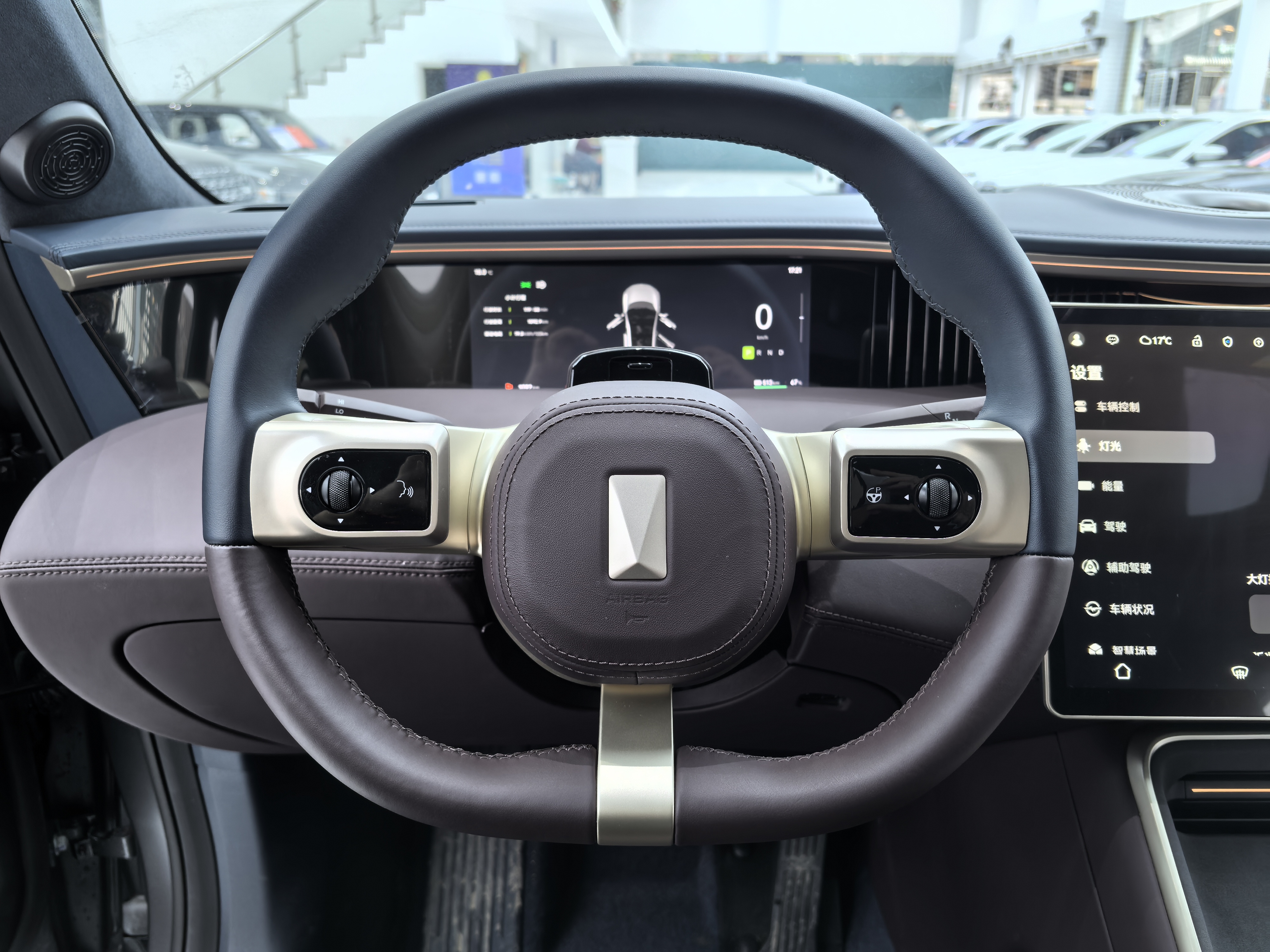 Avatr 11 2025 imagen de coche #8